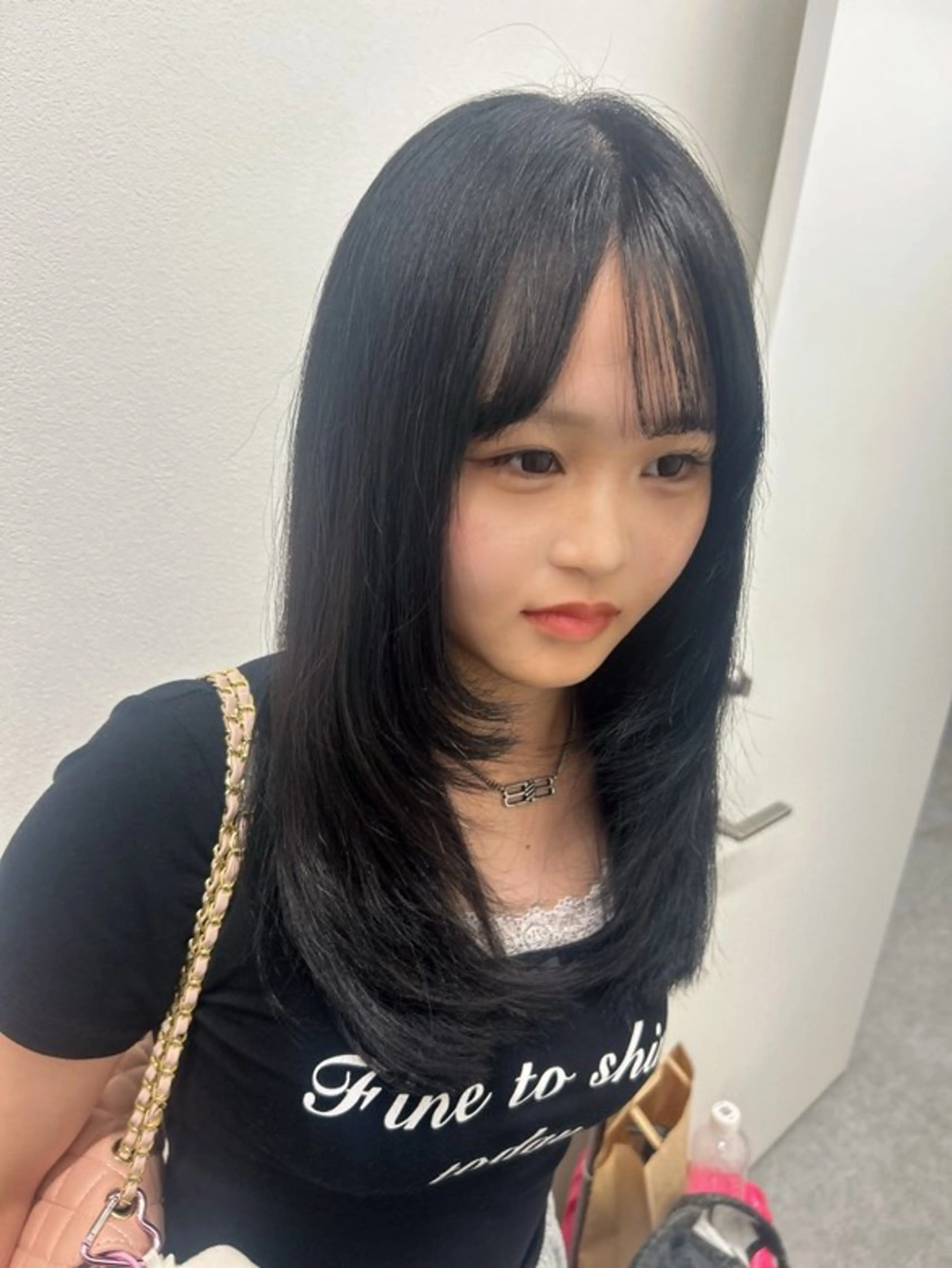 セミロング 曲がる縮毛矯正✨️ パーマ🌀 晃哉‎のヘアスタイル