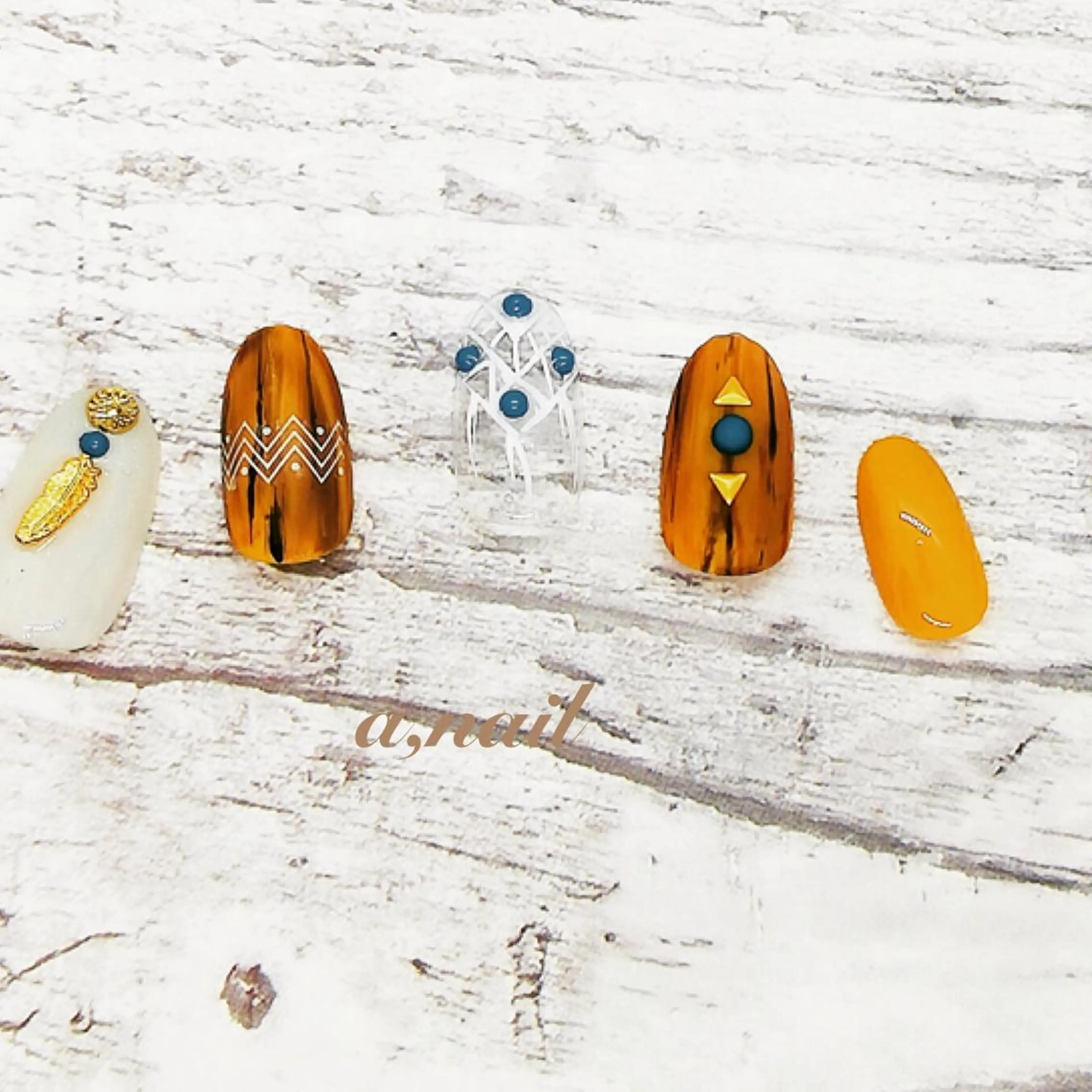 ネイル フットネイル ジェルネイル グラデーション ラメ(グリッター) ラメグラデーション ハンドネイル ネイルサロン エーネイルのネイルデザイン