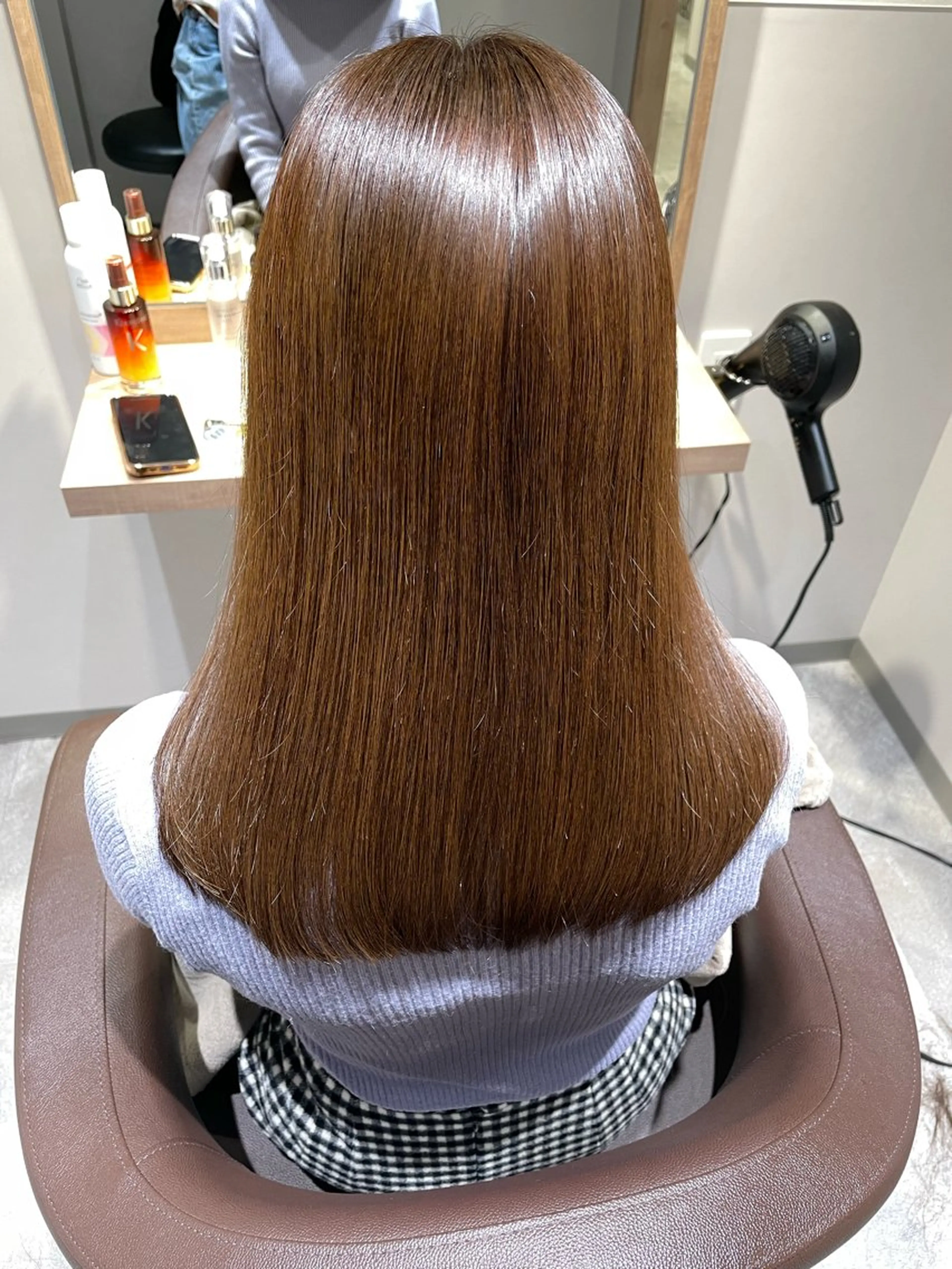 ロング カラー ベージュカラー イルミナカラー トリートメント カット ヘアカラー トリートメント 佐藤 大地のヘアスタイル