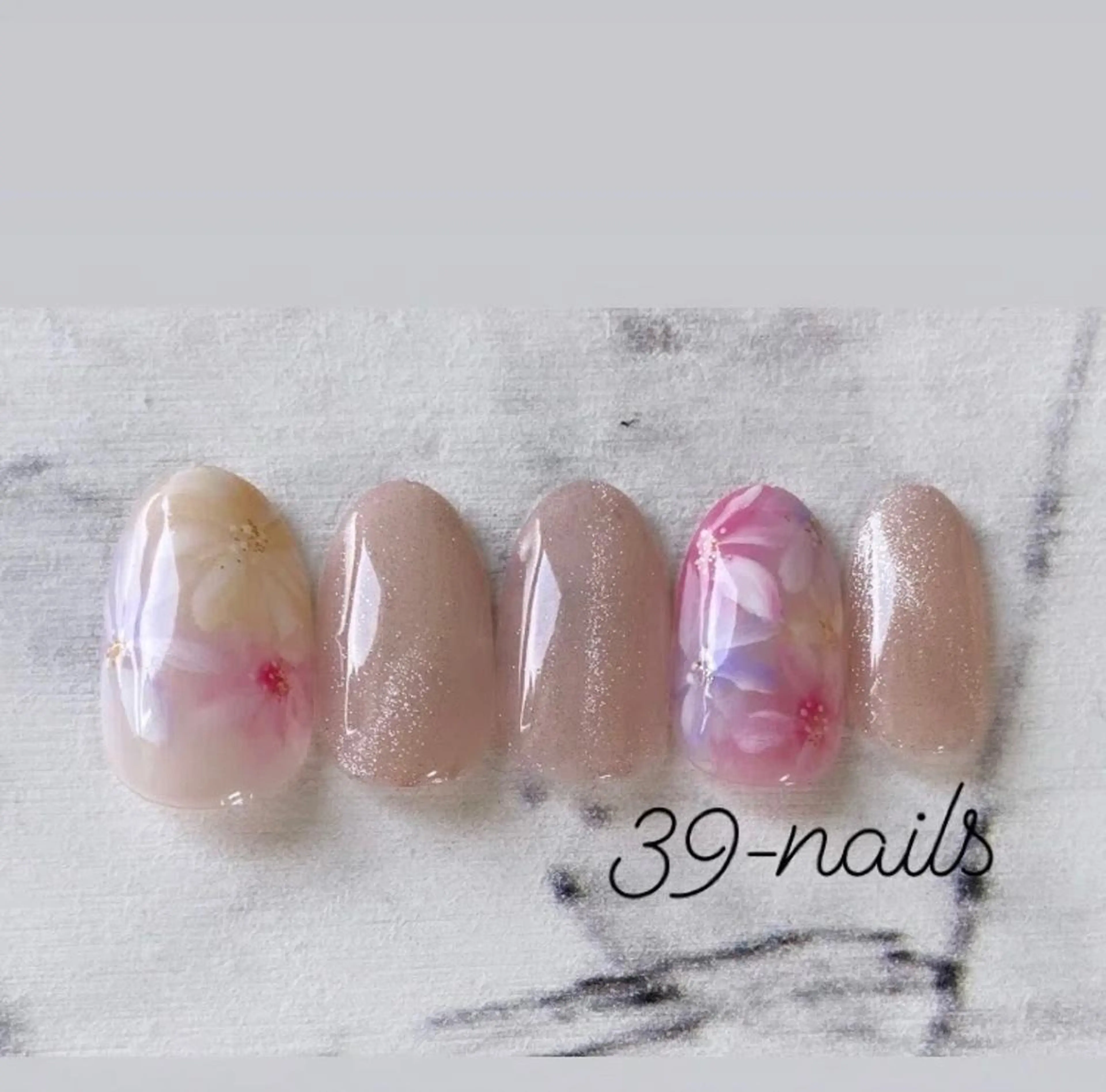 ネイル フラワーネイル マグネットネイル 39-nails EharaMikuのネイルデザイン