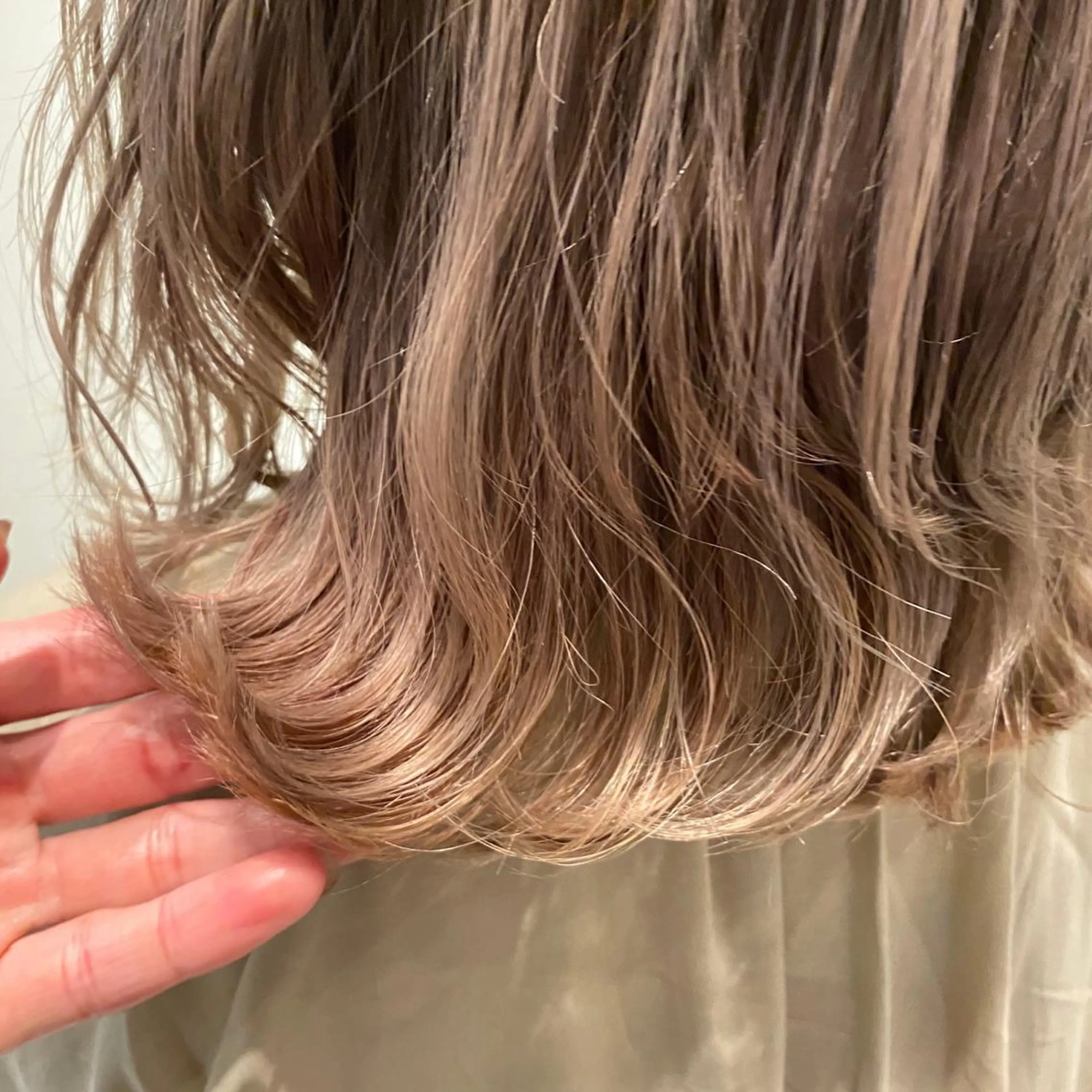 ミディアム ✨10000円以内で 叶う艶髪✨のヘアスタイル