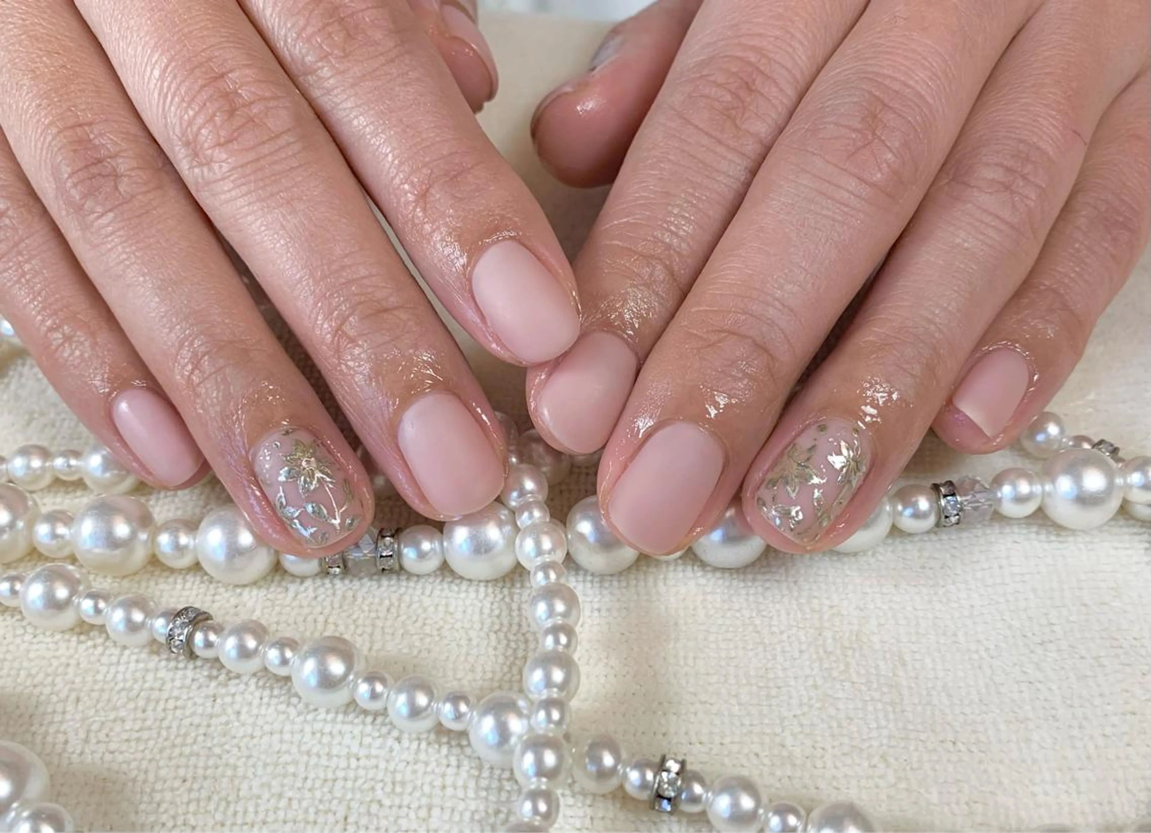 ネイル 手塚 里奈のネイルデザイン