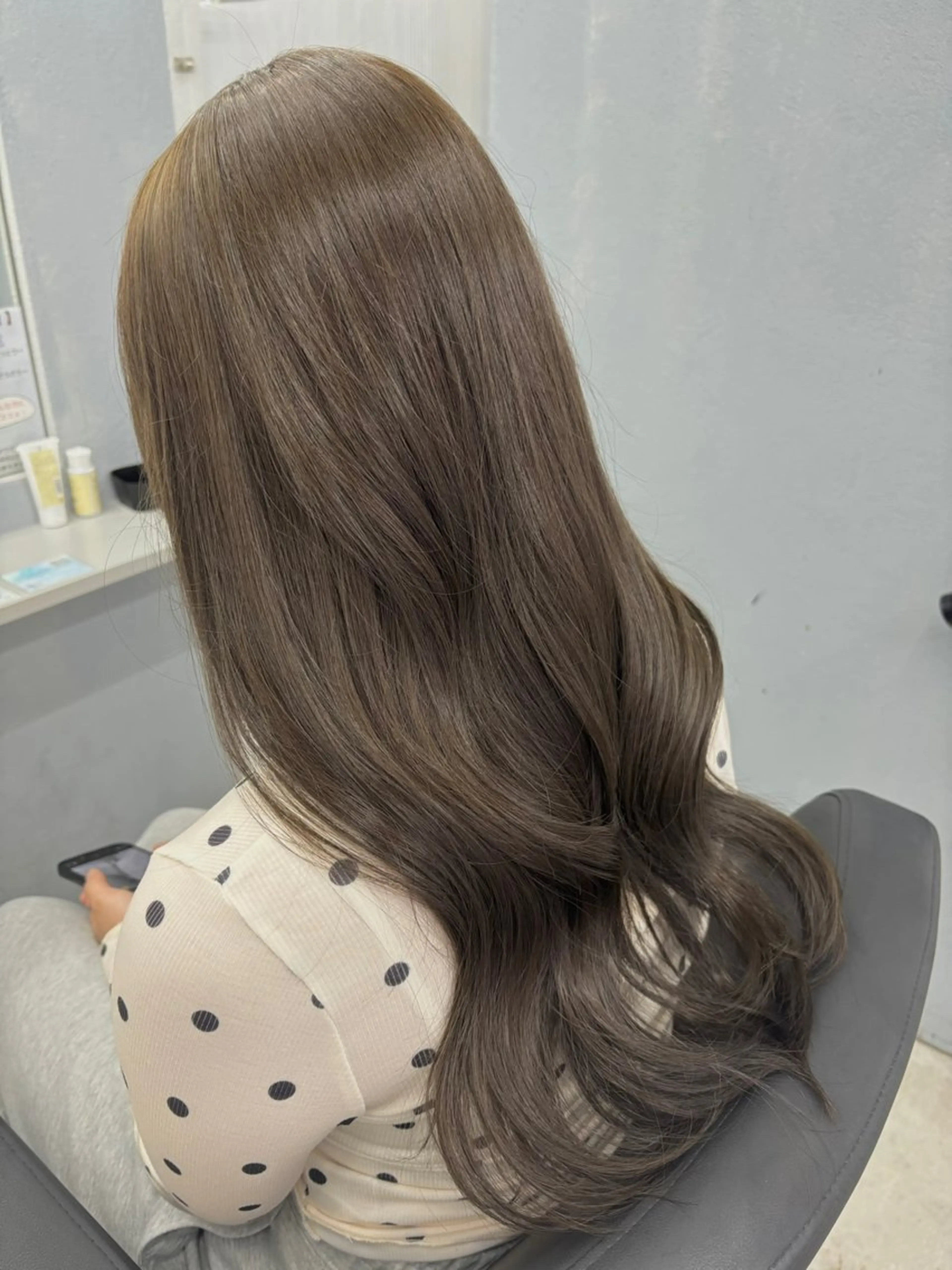 カラー 透明感♡くすみカラー shiori/小岩のヘアスタイル