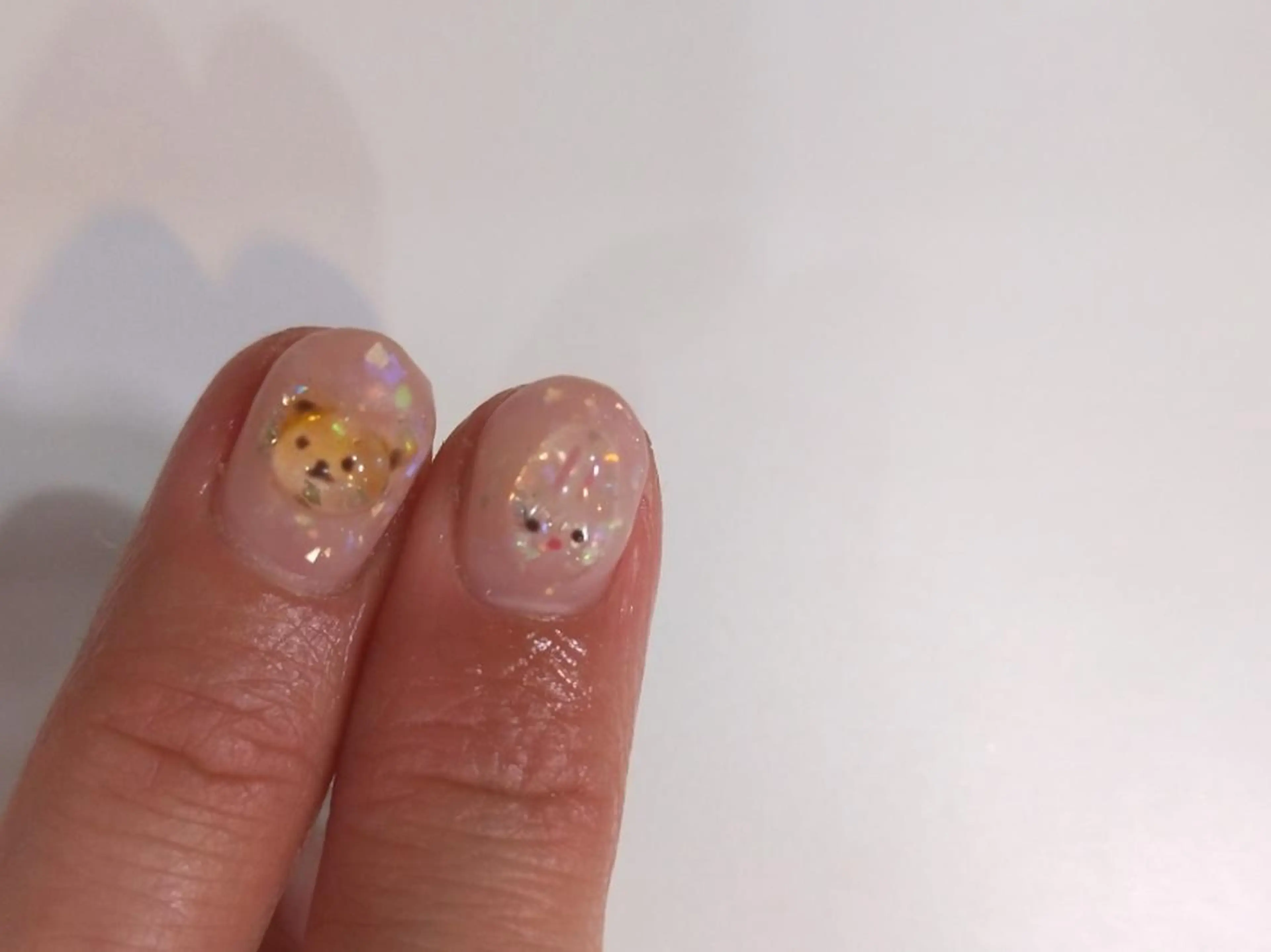 ネイル ハンドネイル ハンドケア R'well所属・はばすみれ🎀ﾈｲﾙ 光ﾌｪｲｼｬﾙ ﾍｱのネイルデザイン