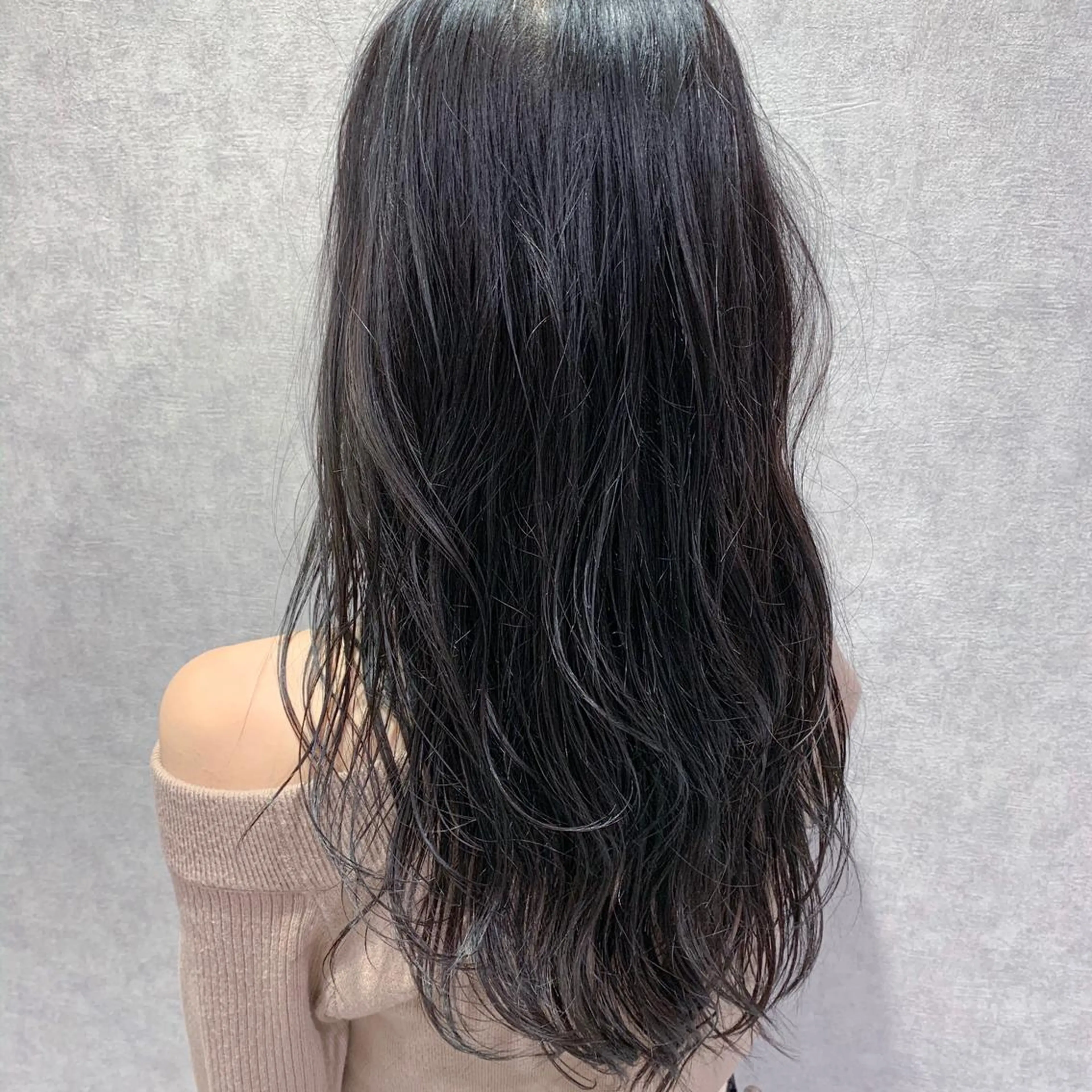 ロング カラー パーマ アッシュ アッシュグレー アッシュグレージュ 透明感カラー グレージュ men’s salon NOA solte. 【メンズサロン ノアソルテ】所属・メンズパーマ職人 加藤 弘貴のヘアスタイル