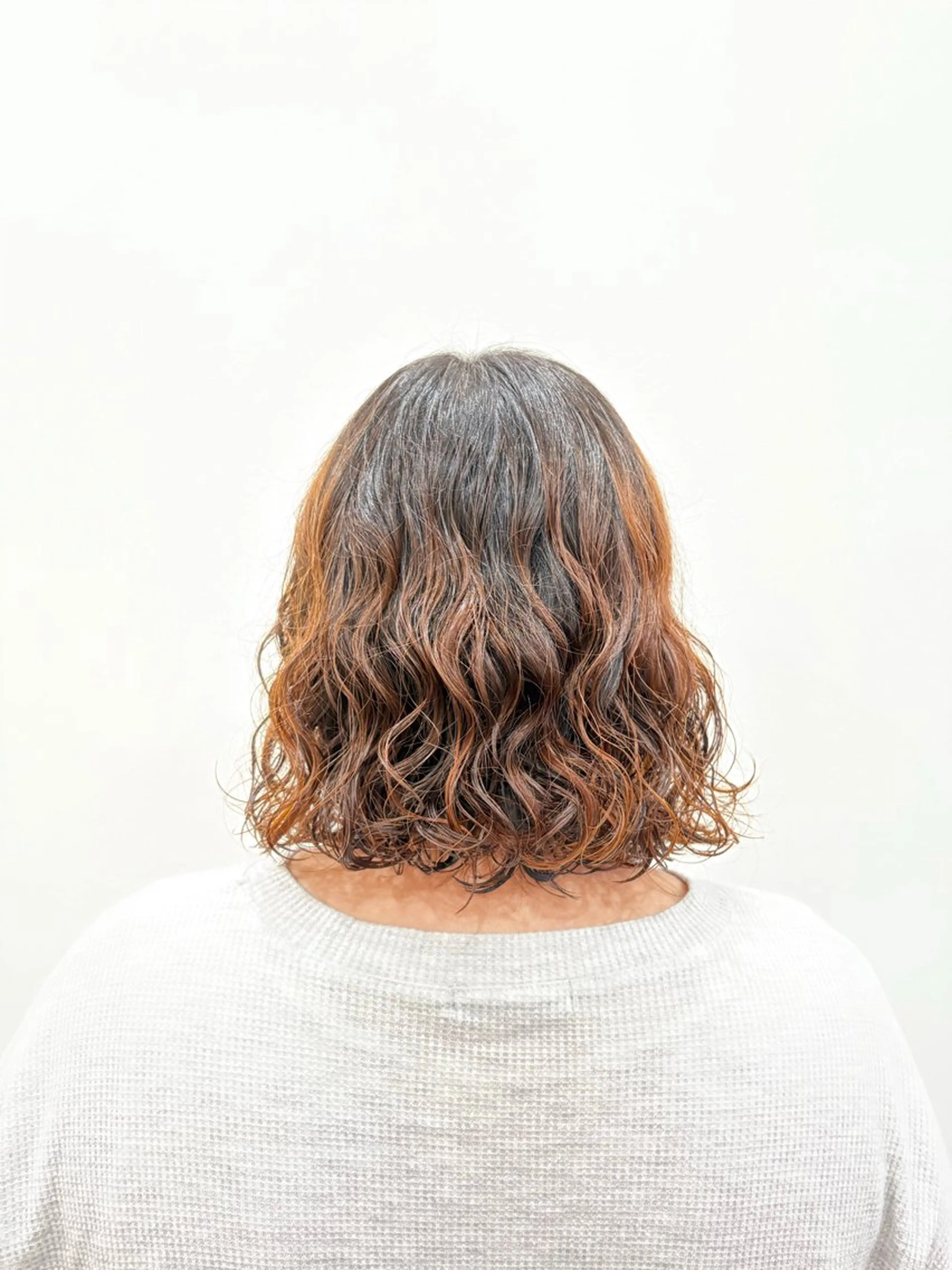 ミディアム ミディアムパーマ カット パーマ Dear OASIS所属・石黒 可歩のヘアスタイル