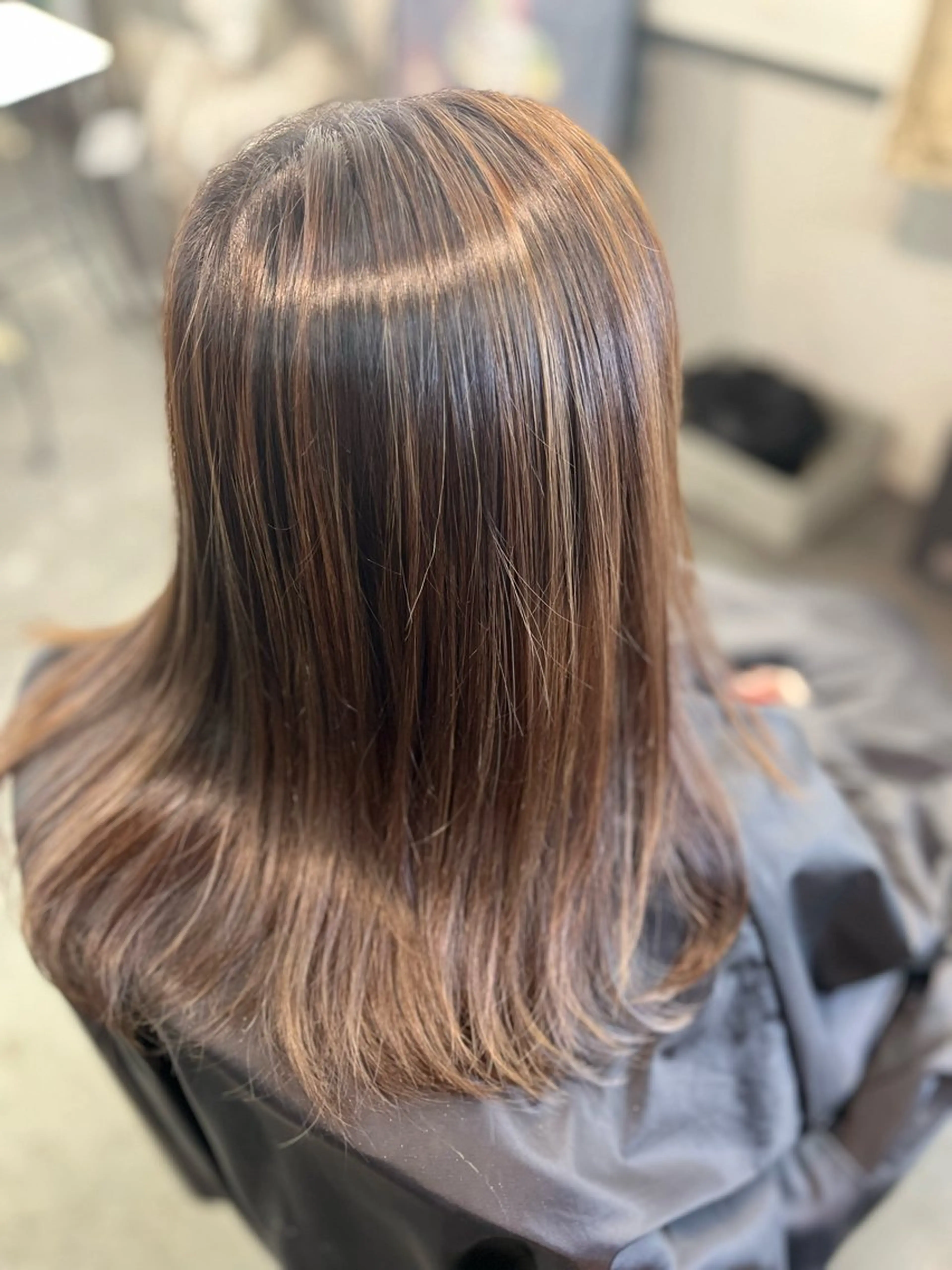 ミディアム カラー ヘアカラー Mariana雛/ 西大分/ハイライトのヘアスタイル