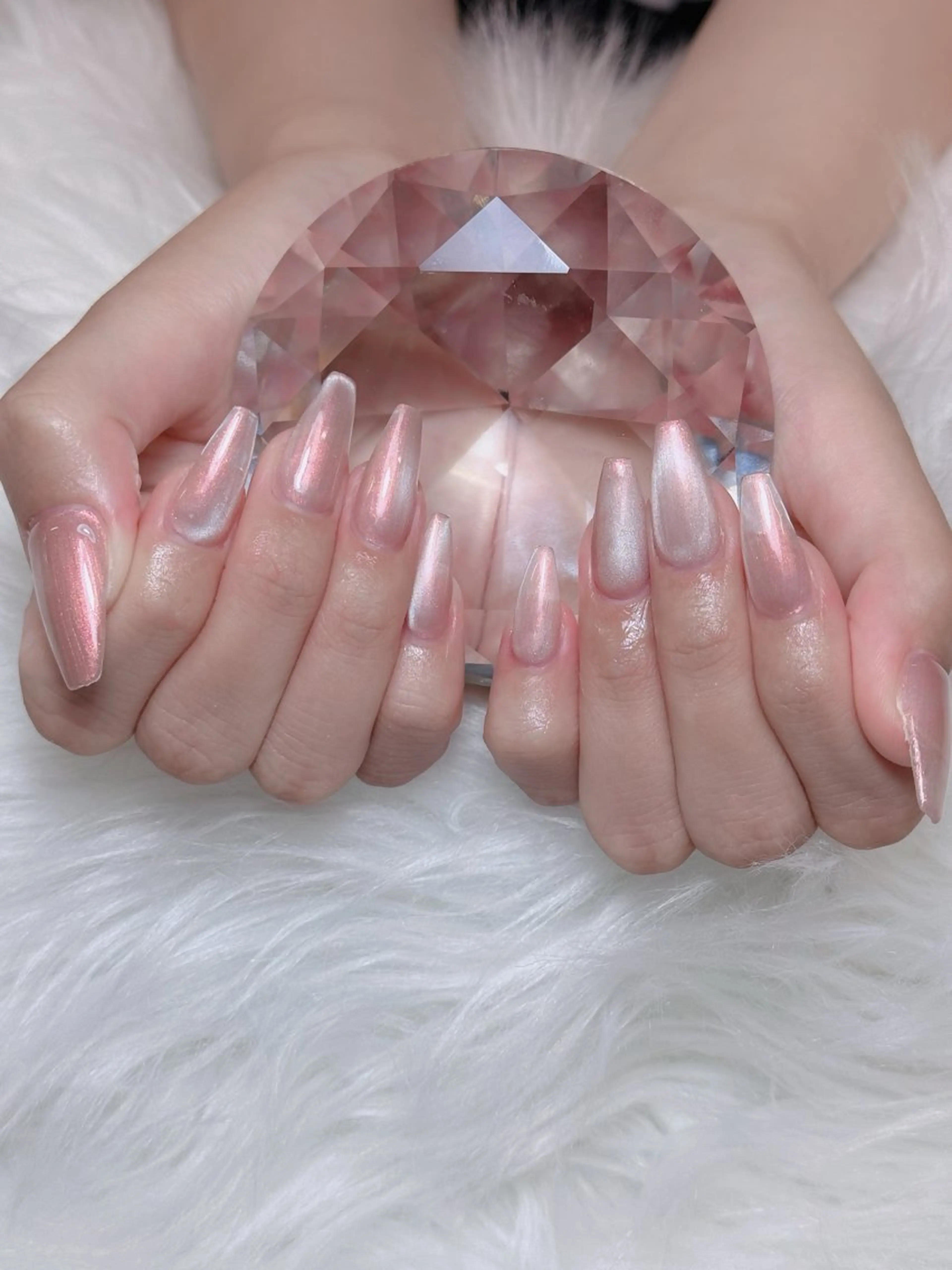 ネイル オーロラネイル チークネイル フットネイル フレンチネイル 韓国ネイル ハンドネイル Lumi Nailのネイルデザイン