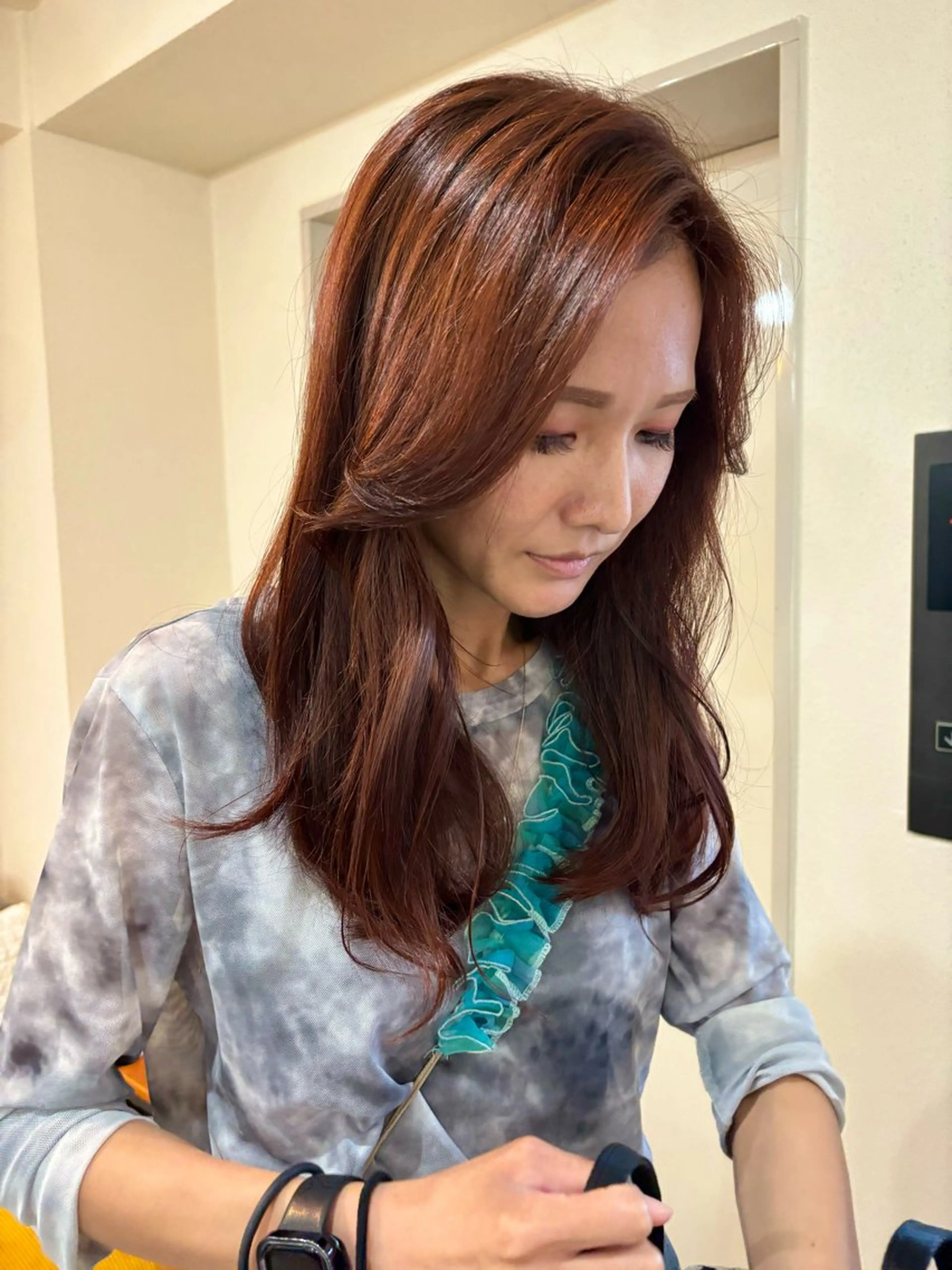 ロング カラー ブラウンカラー カッパーブラウン icie所属・大阪ヴィーガンサロン KANAKOのヘアスタイル