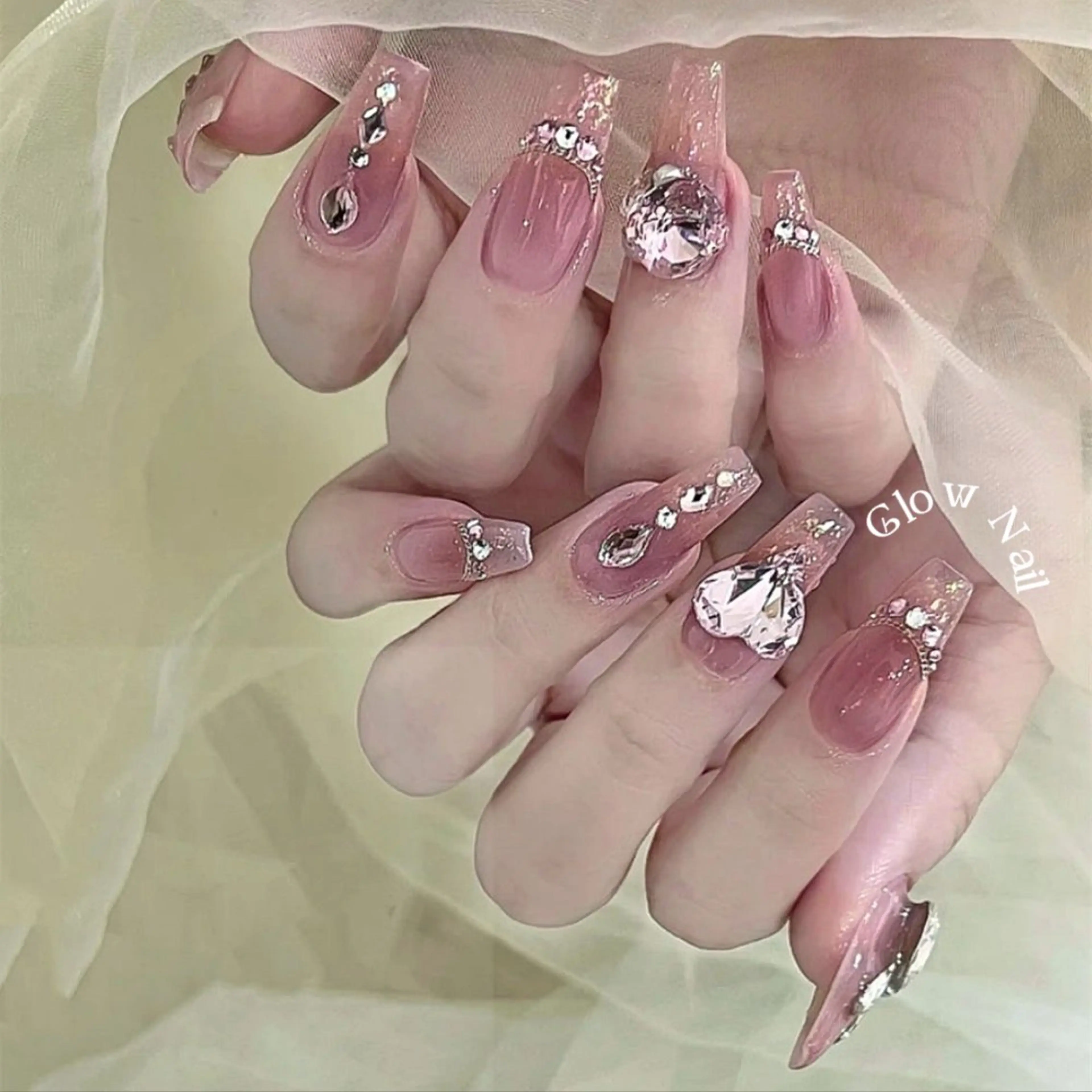 ネイル Glow Nail スカルプ専門店のネイルデザイン