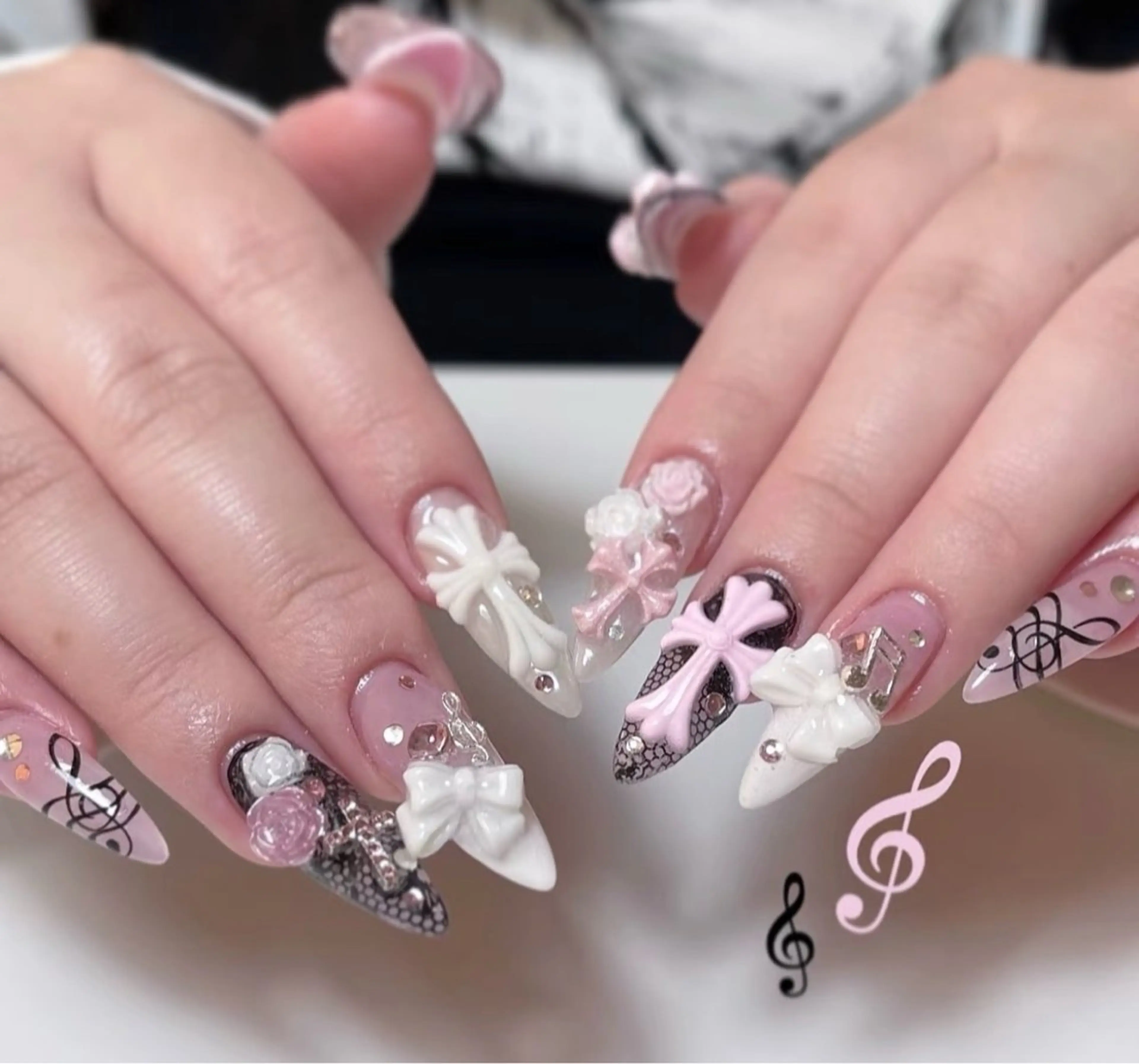 ネイル ハンドネイル 長さだし専門店 M2　rikaのネイルデザイン