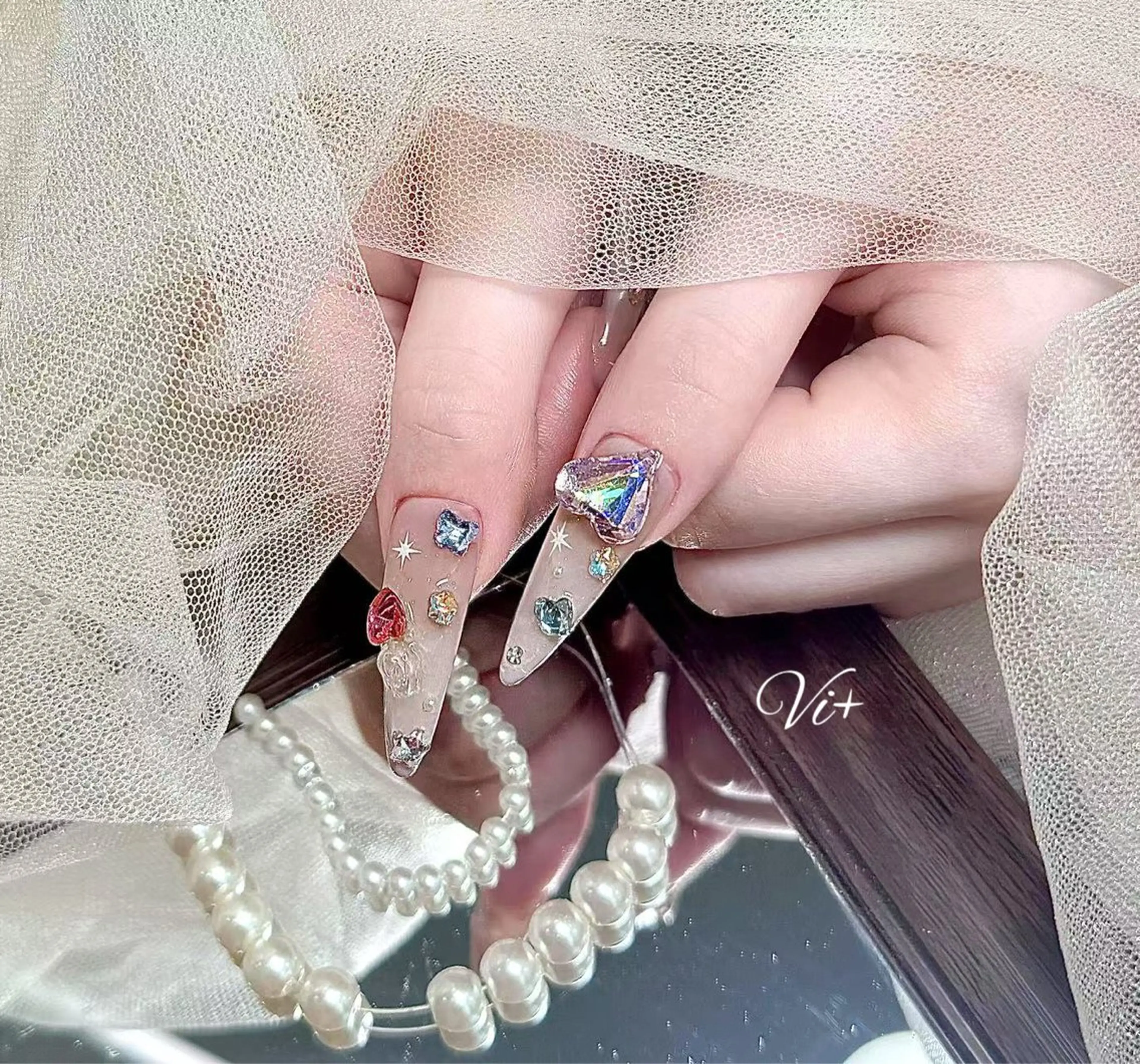 ネイル ✨Nailsalon Vi+✨のネイルデザイン