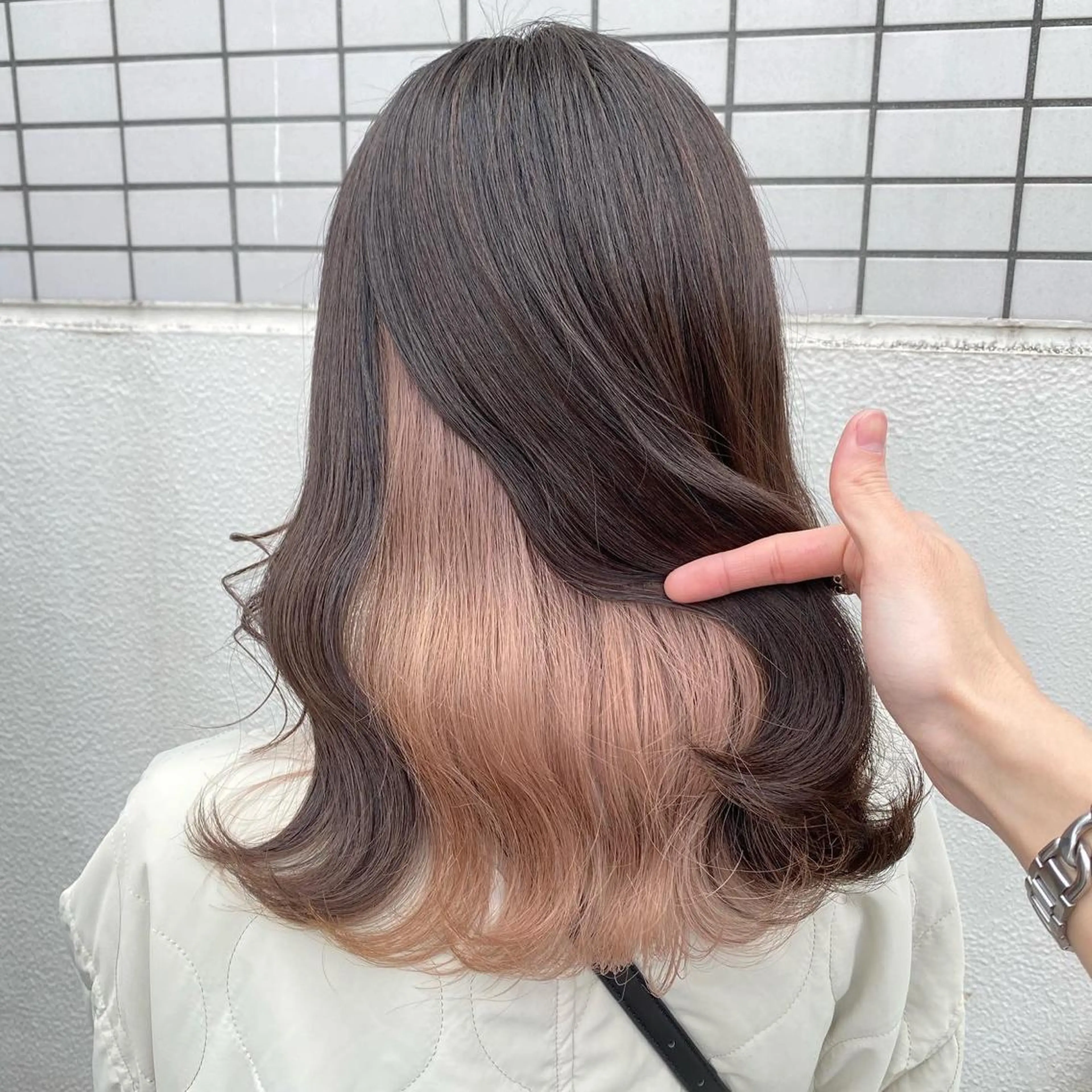 セミロング カラー エフェクトブリーチ 🌟前澤啓太朗のヘアスタイル