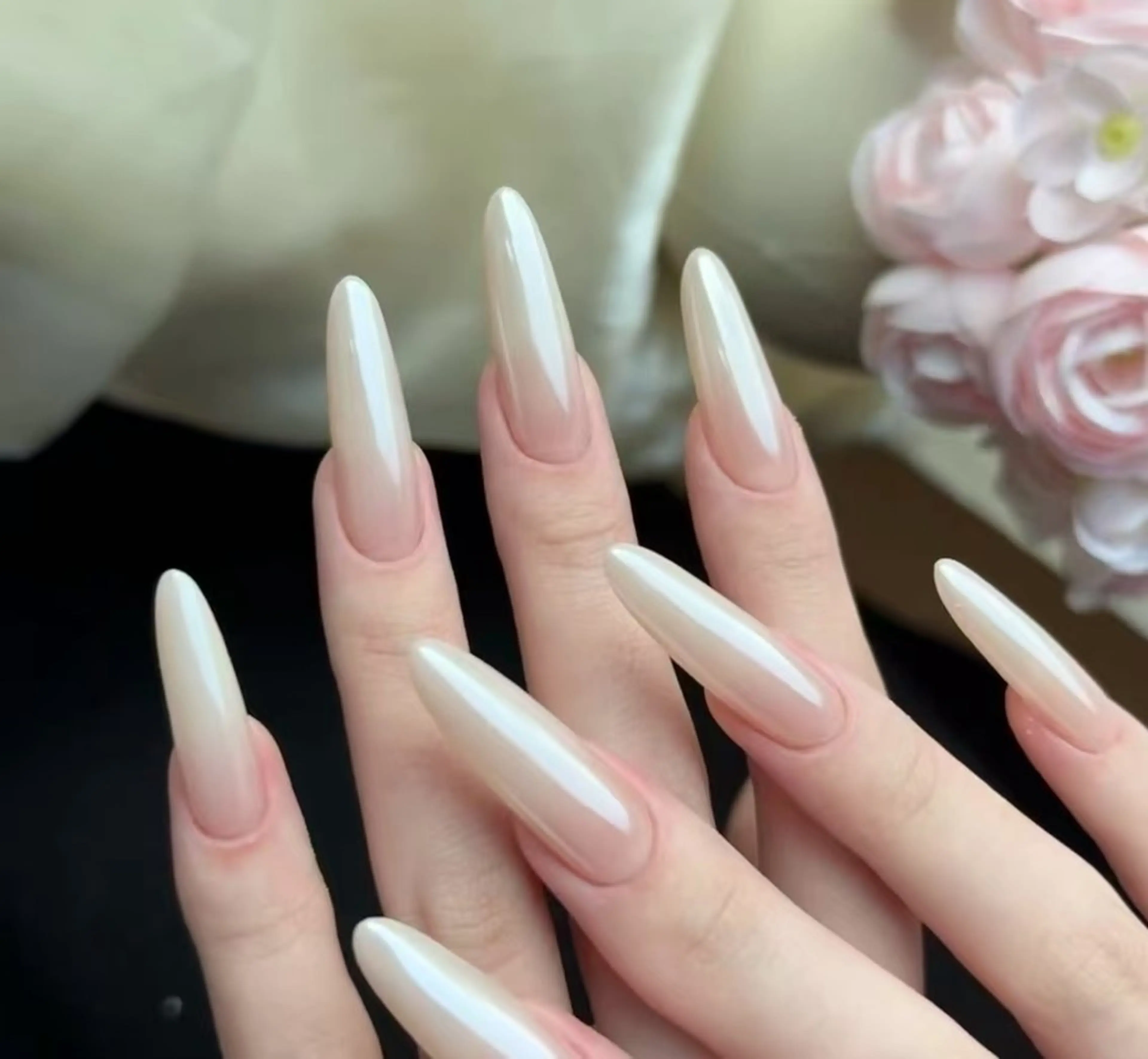 ネイル フラワーネイル フレンチネイル ジェルネイル ガラスフレンチ ハート ハンドネイル Oomiya 服部のネイルデザイン