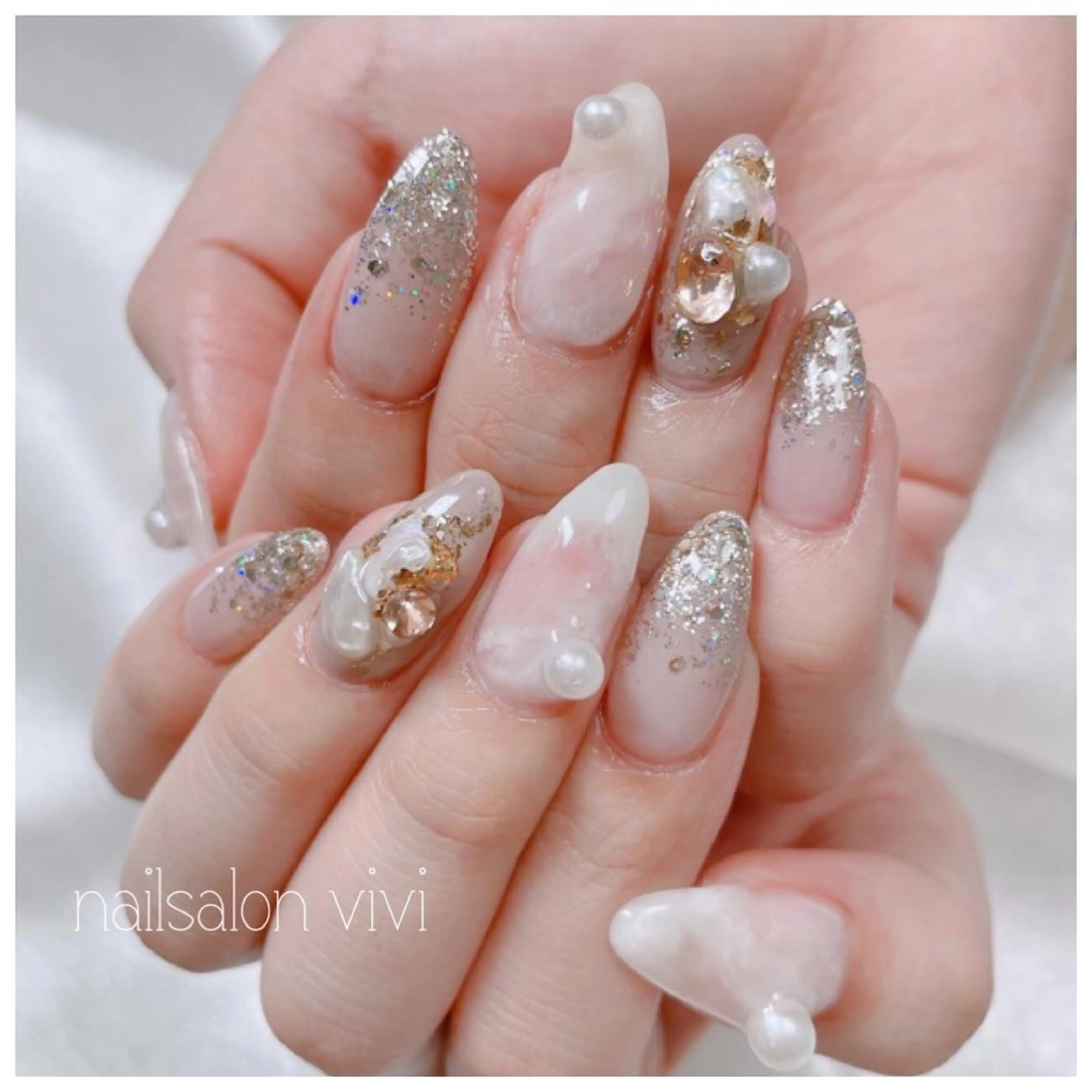 ネイル ＶＩＶＩ nailsalonのネイルデザイン