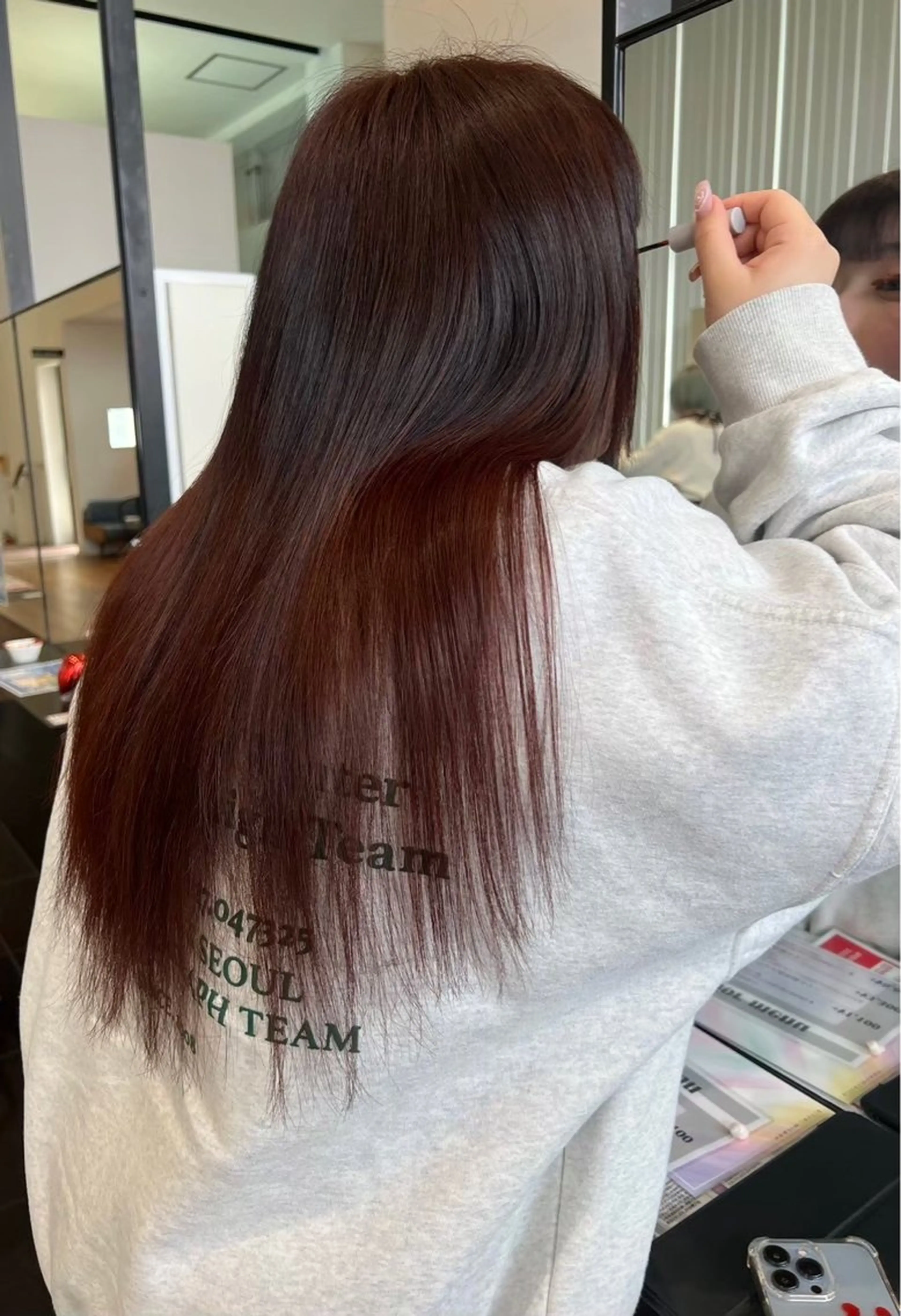 ロング カラー 中村 彩奈のヘアスタイル