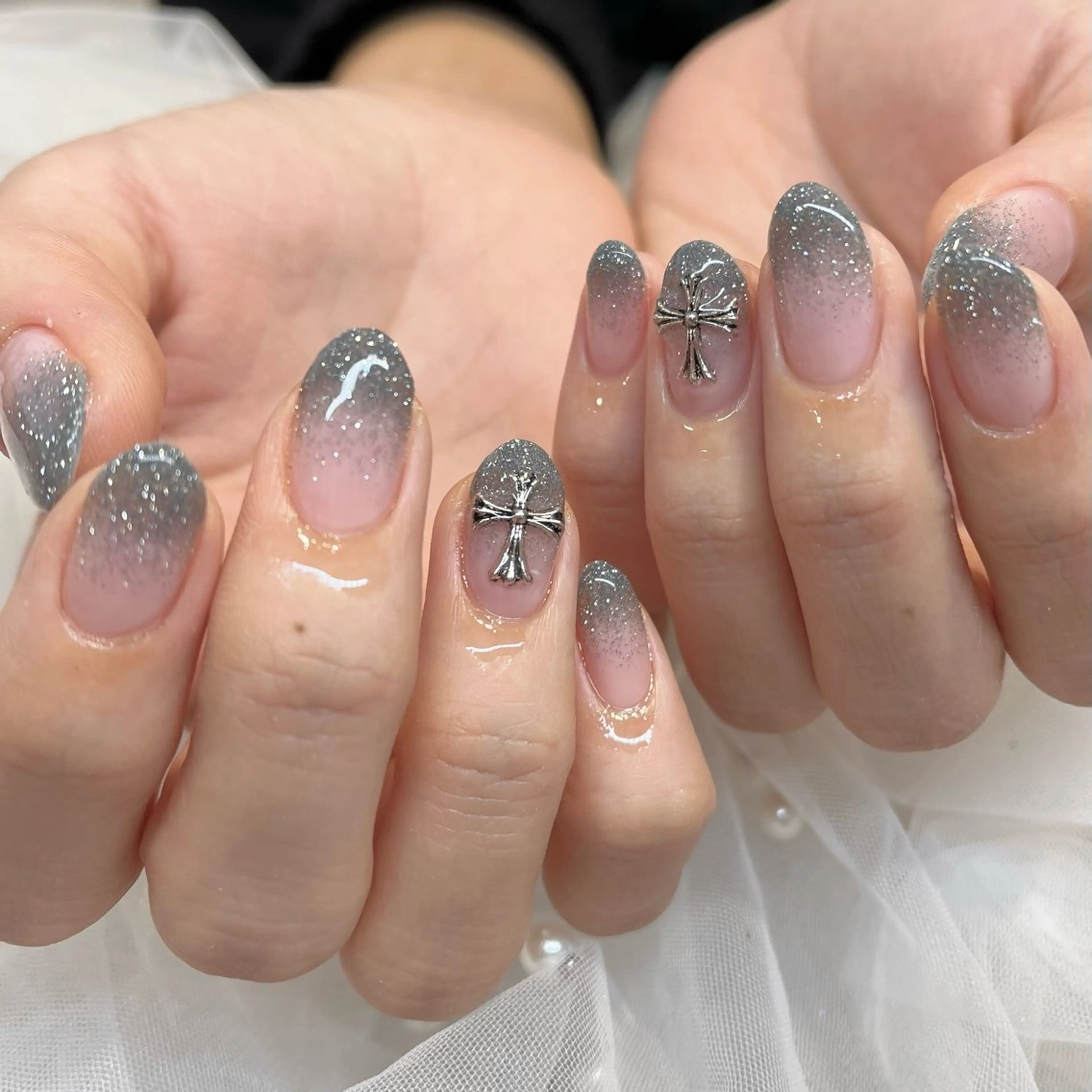 ネイル ハンドネイル 内田 里穂のネイルデザイン