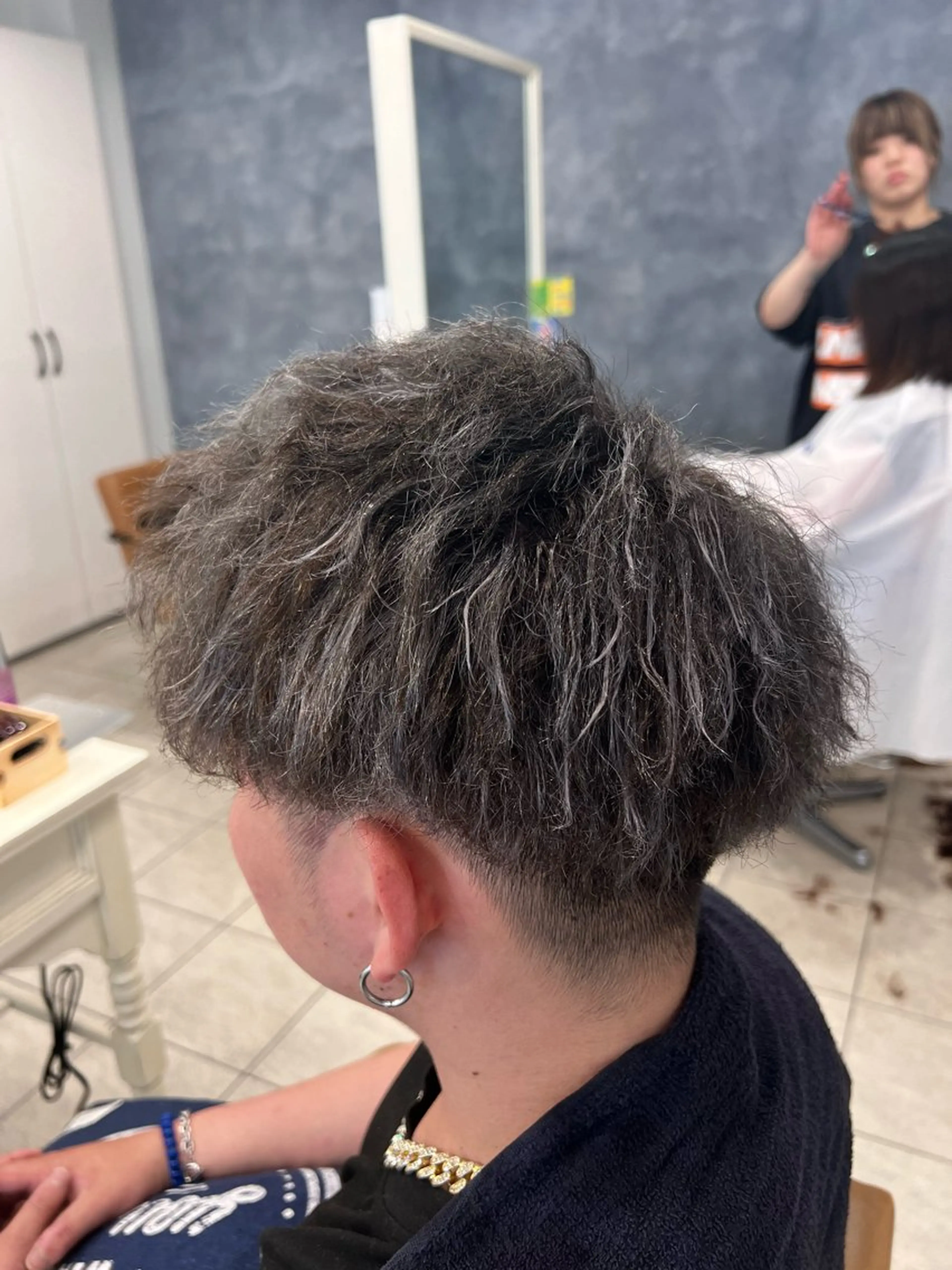 ショート カラー パーマ メンズカットグラデー ションカラー/ケイゴのヘアスタイル