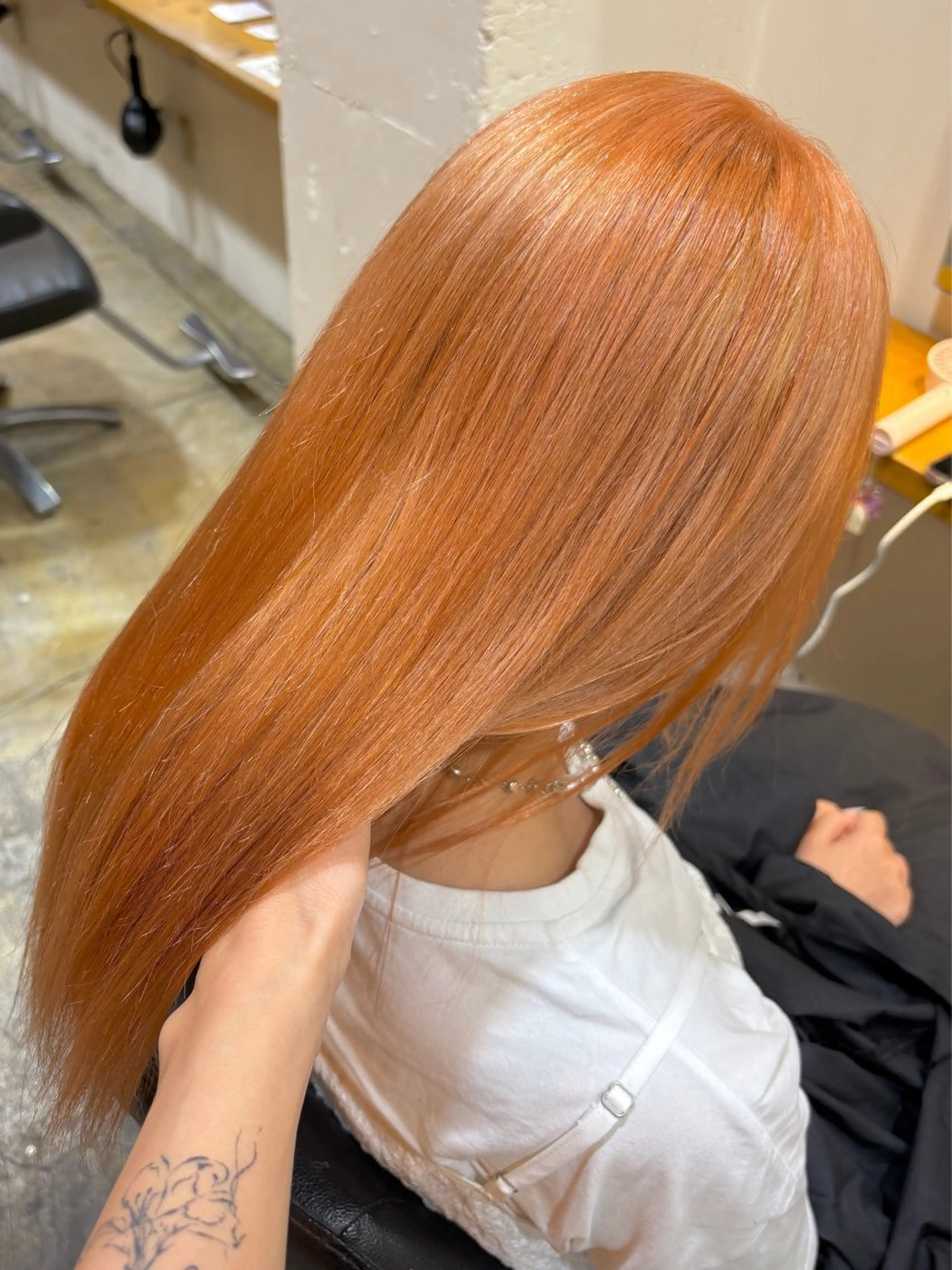 ロング カラー 卒業式のヘアスタイル ヘアカラー トリートメント RIN/韓国ヘア レイヤーカットのヘアスタイル