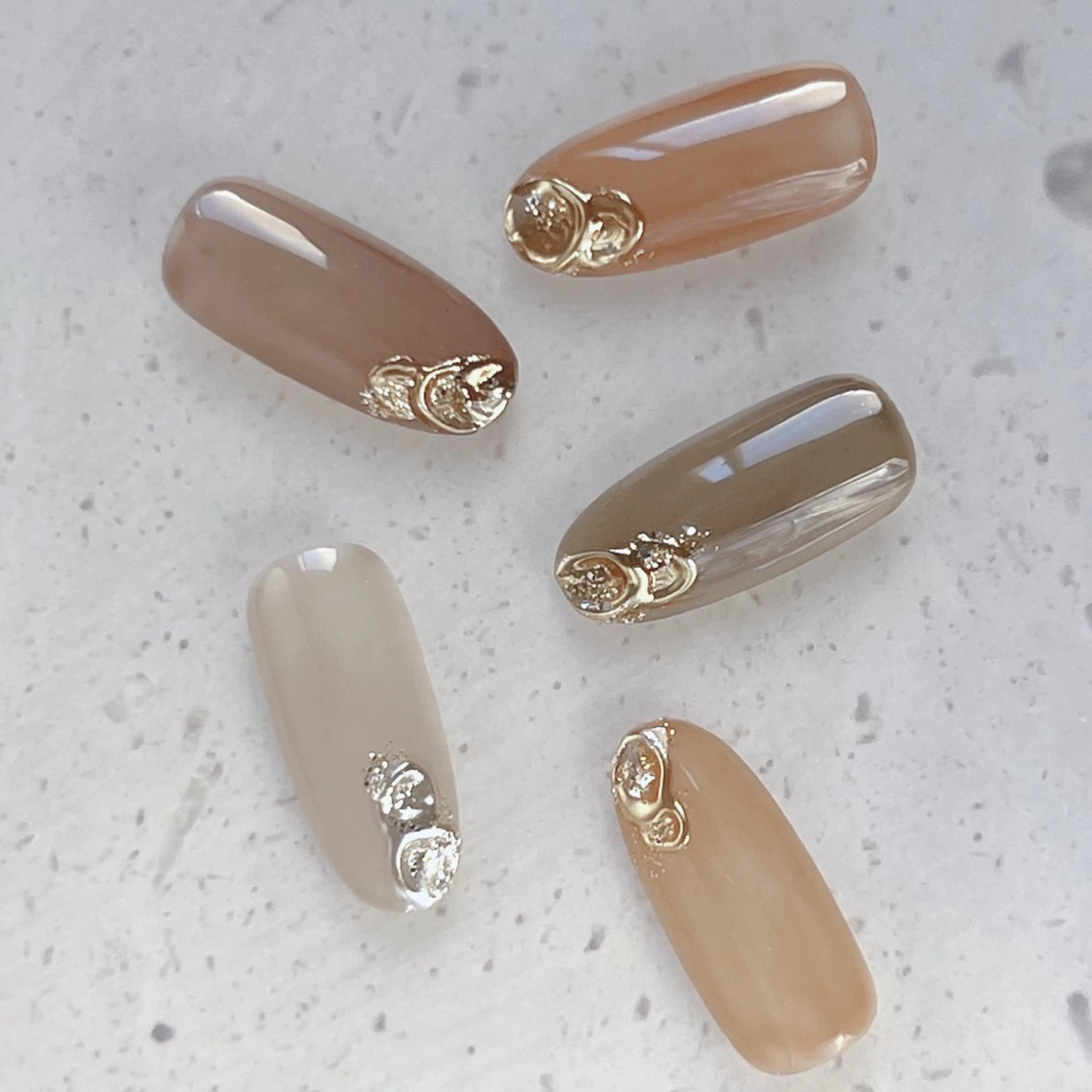 ネイル アートネイル ミラーネイル ニュアンスネイル ANDNA /Ayaのネイルデザイン