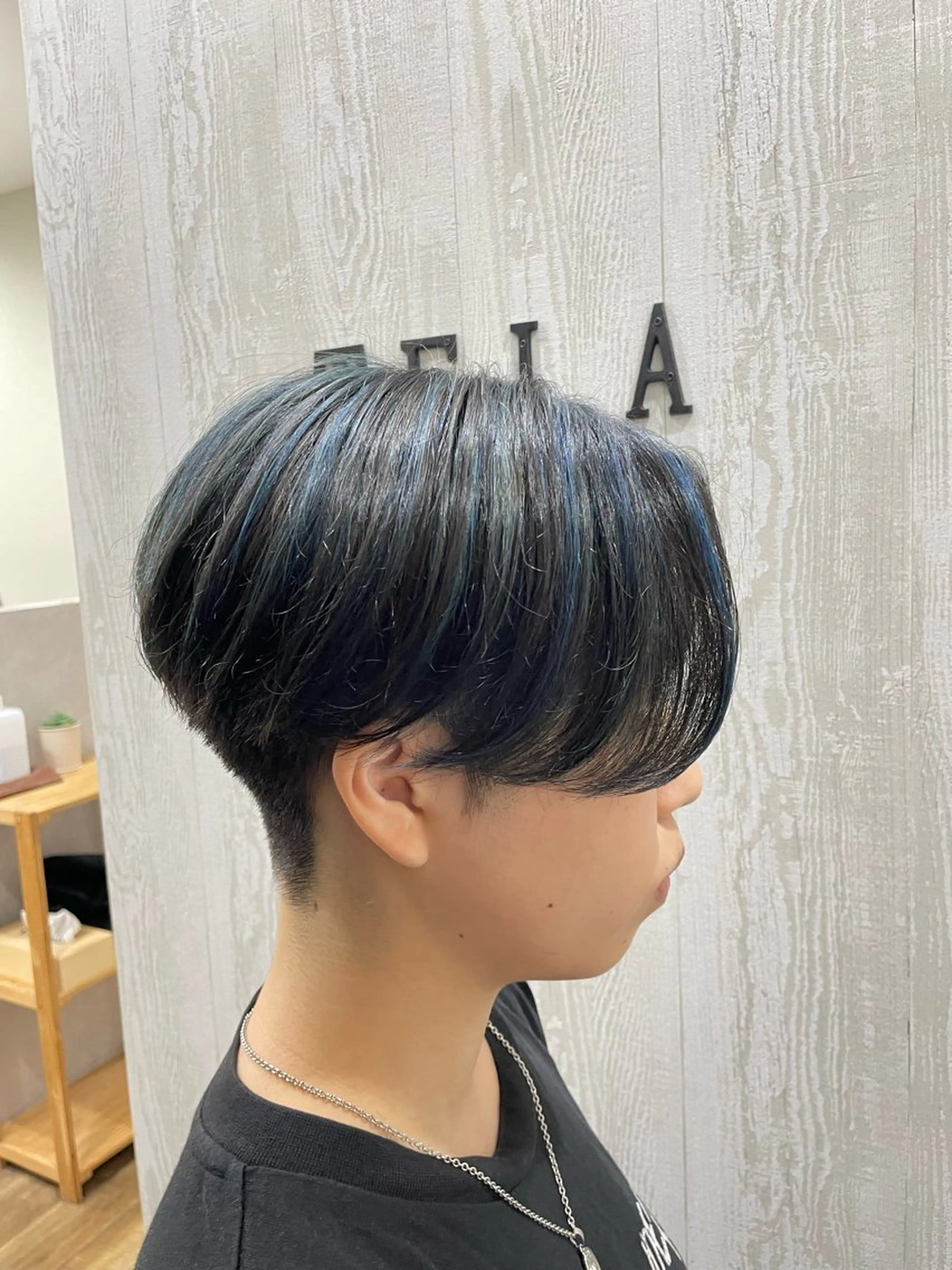 ショート カラー ヘアアレンジ HUENEST アカデミーサロンのヘアスタイル