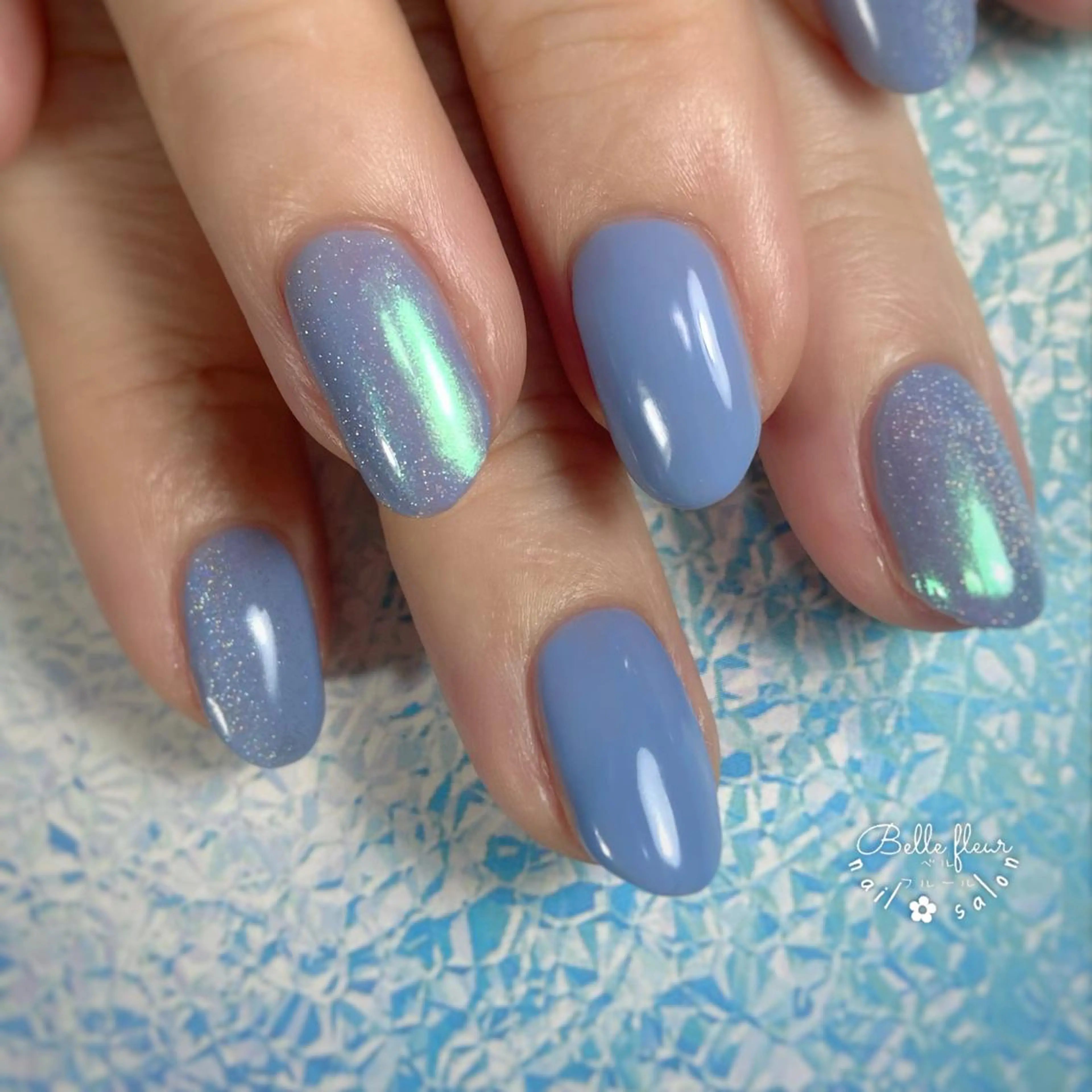 ネイル グリーン マグネットネイル ミラーネイル ﾈｲﾙｻﾛﾝ Bellefleurのネイルデザイン