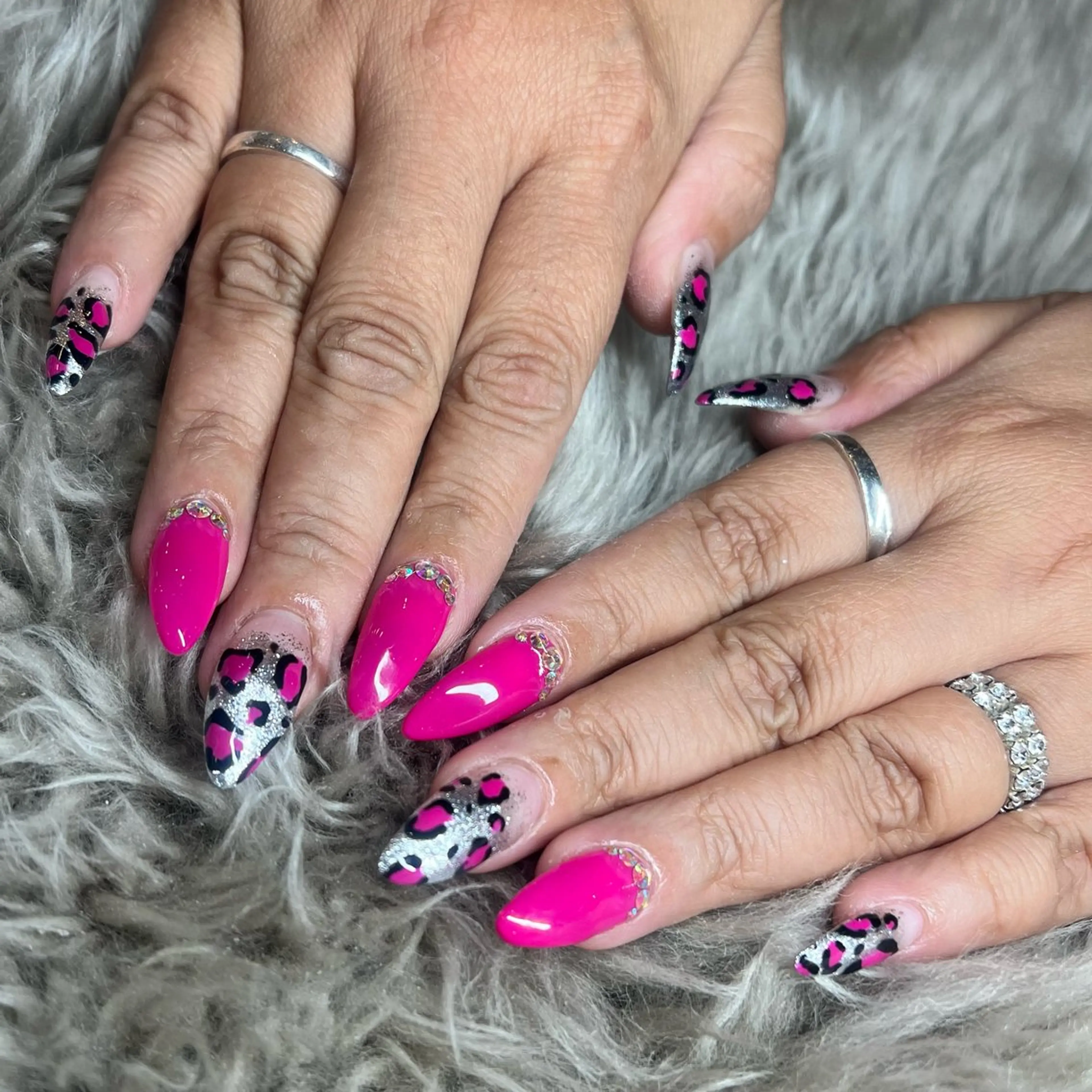 ネイル ハンドネイル Dia Nail AKIのネイルデザイン