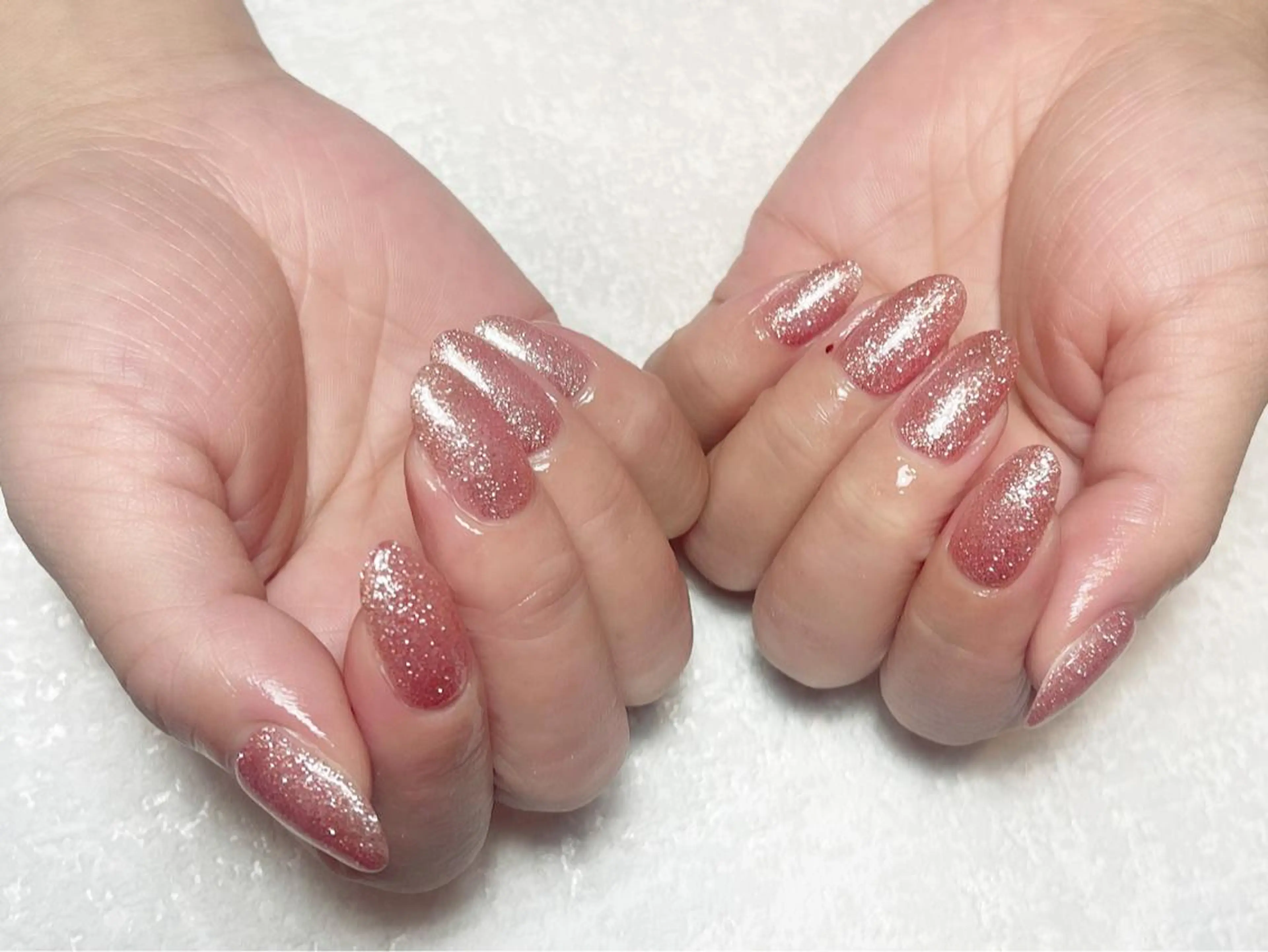 ネイル ラメ(グリッター) ピンク irono .のネイルデザイン