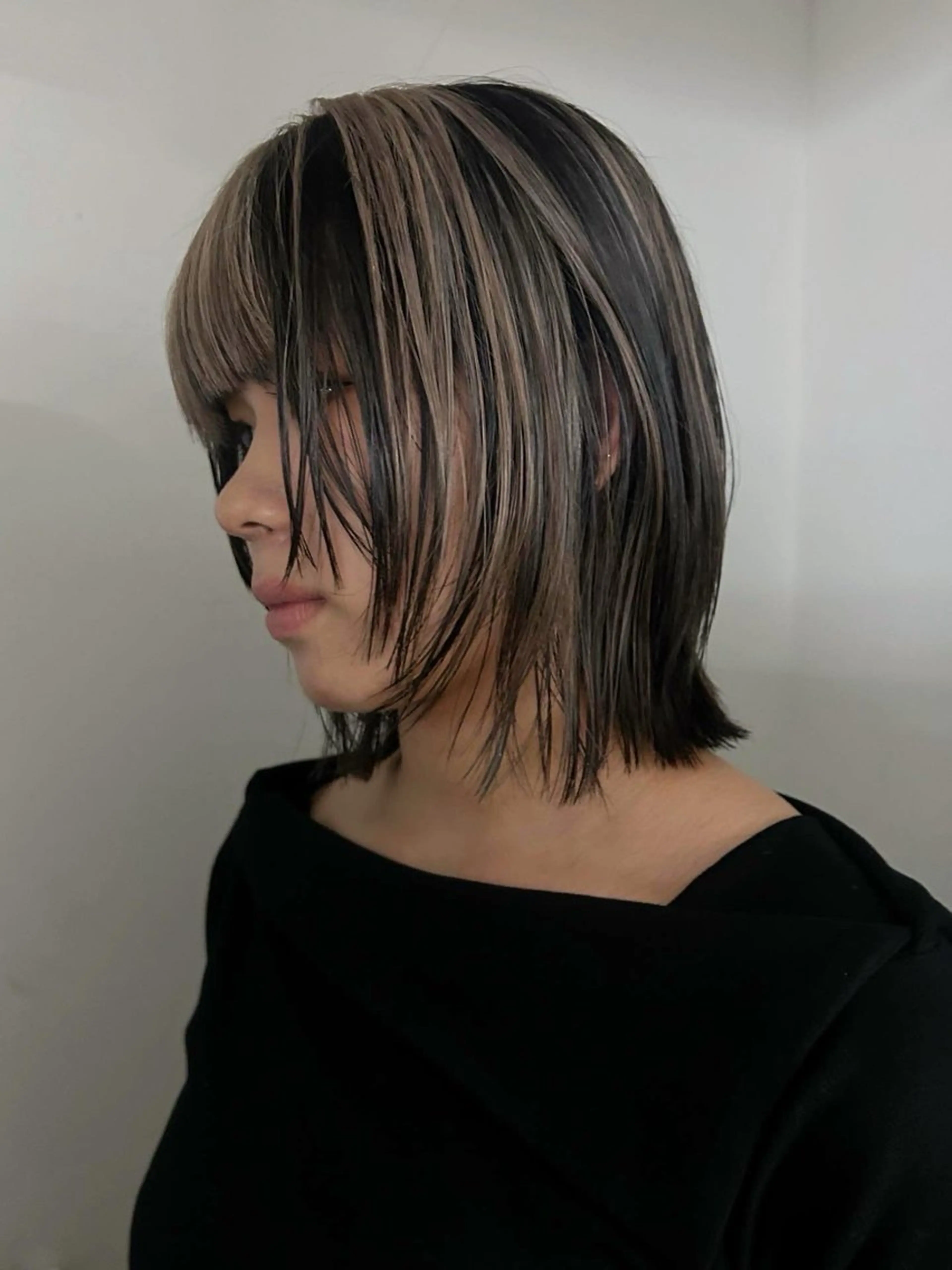 ミディアム カラー カット ヘアカラー トリートメント hen所属・心斎橋/レイヤー/ ブリーチ/モエのヘアスタイル