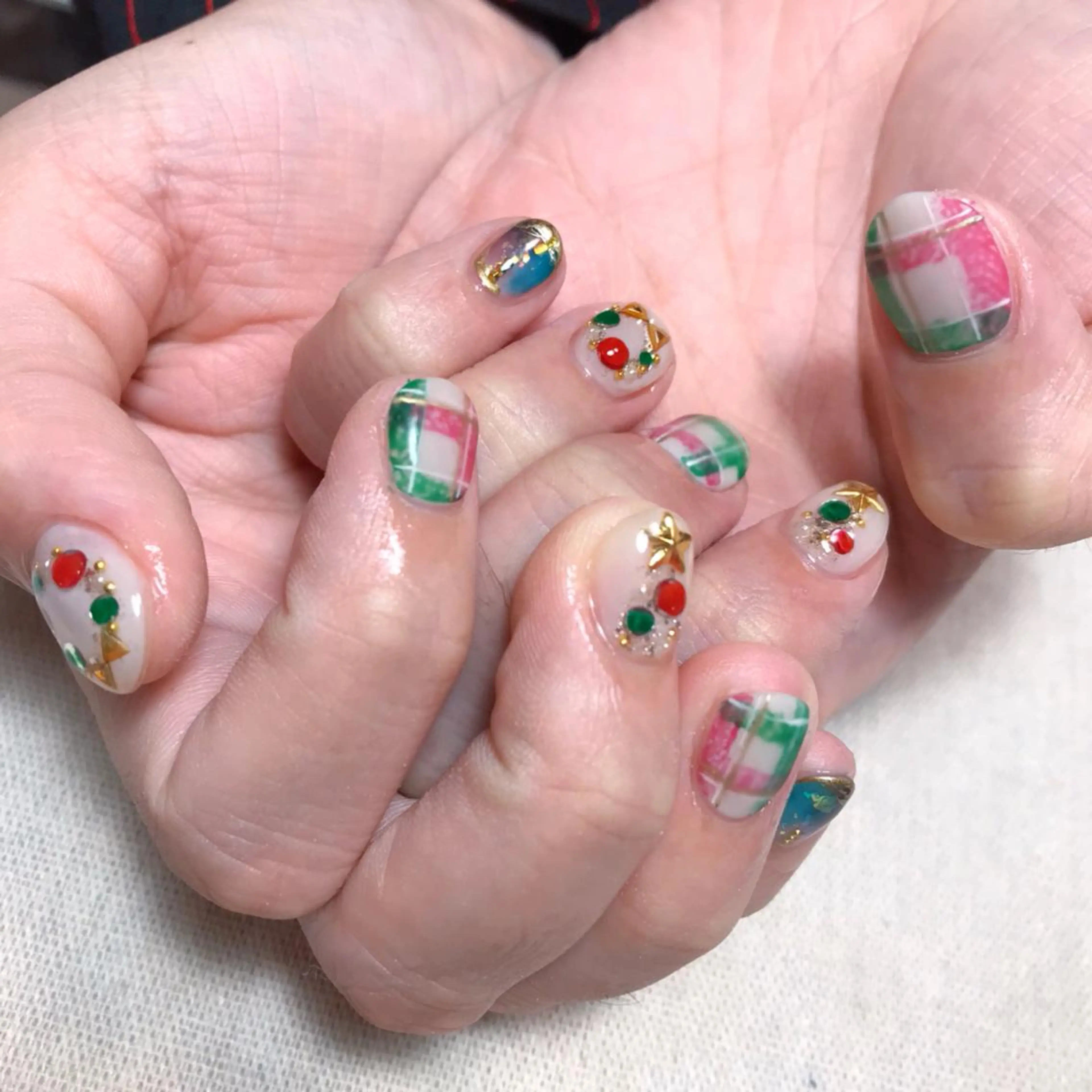 ネイル ハンドネイル 💅 Ai.のネイルデザイン