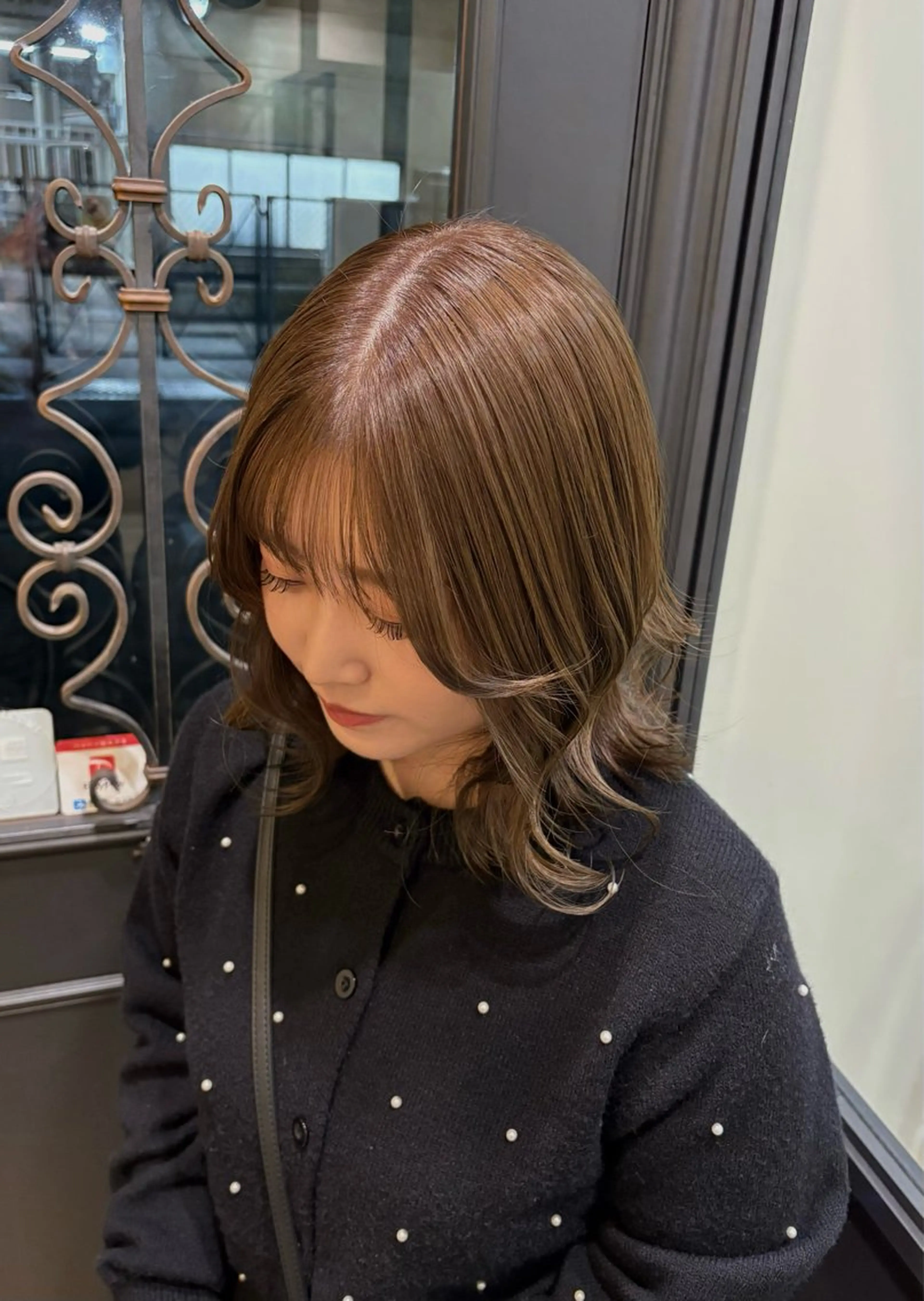 ミディアム カラー カット ヘアカラー しおり🍬 KOKORO🤍のヘアスタイル