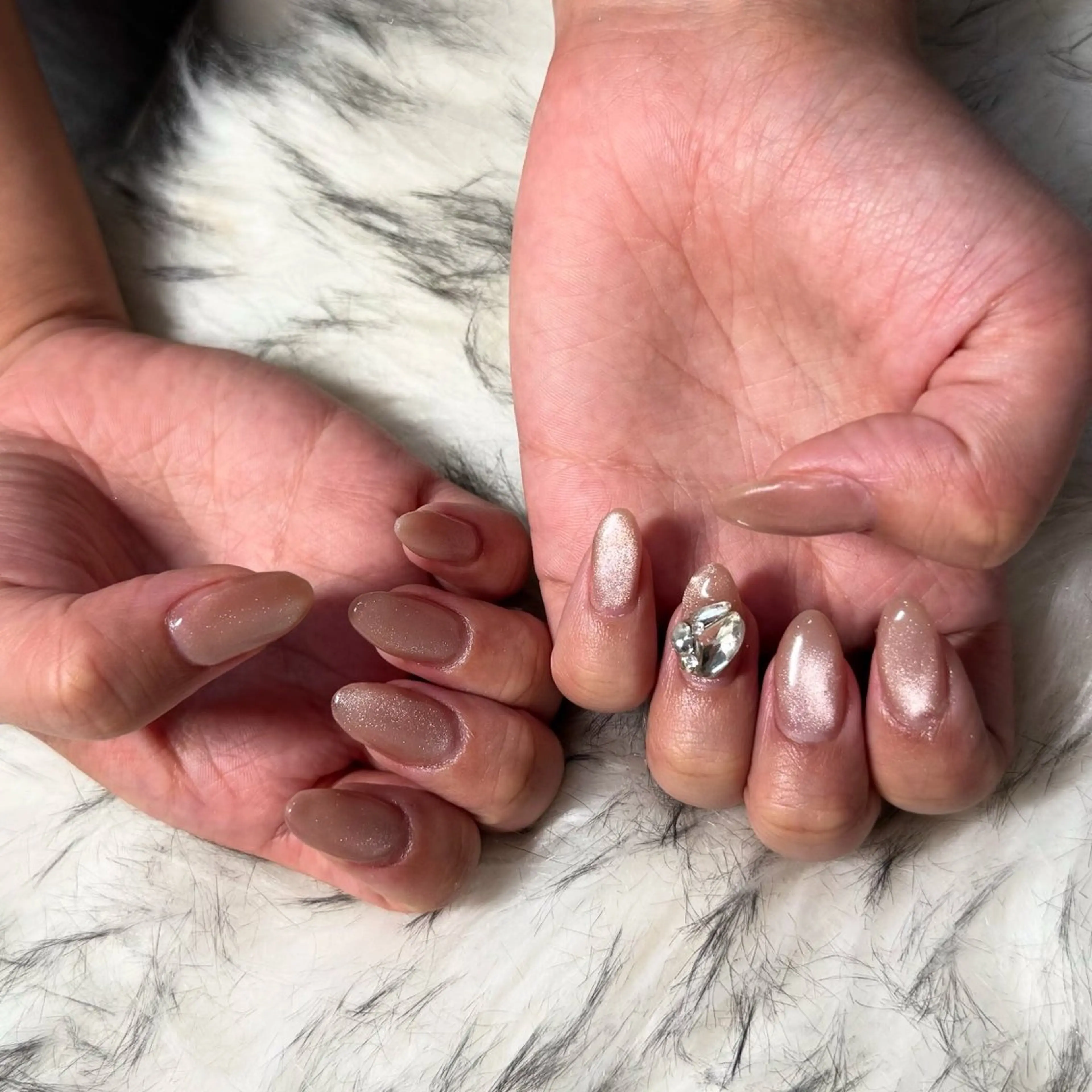 ミディアム ハンドネイル mao .のネイルデザイン