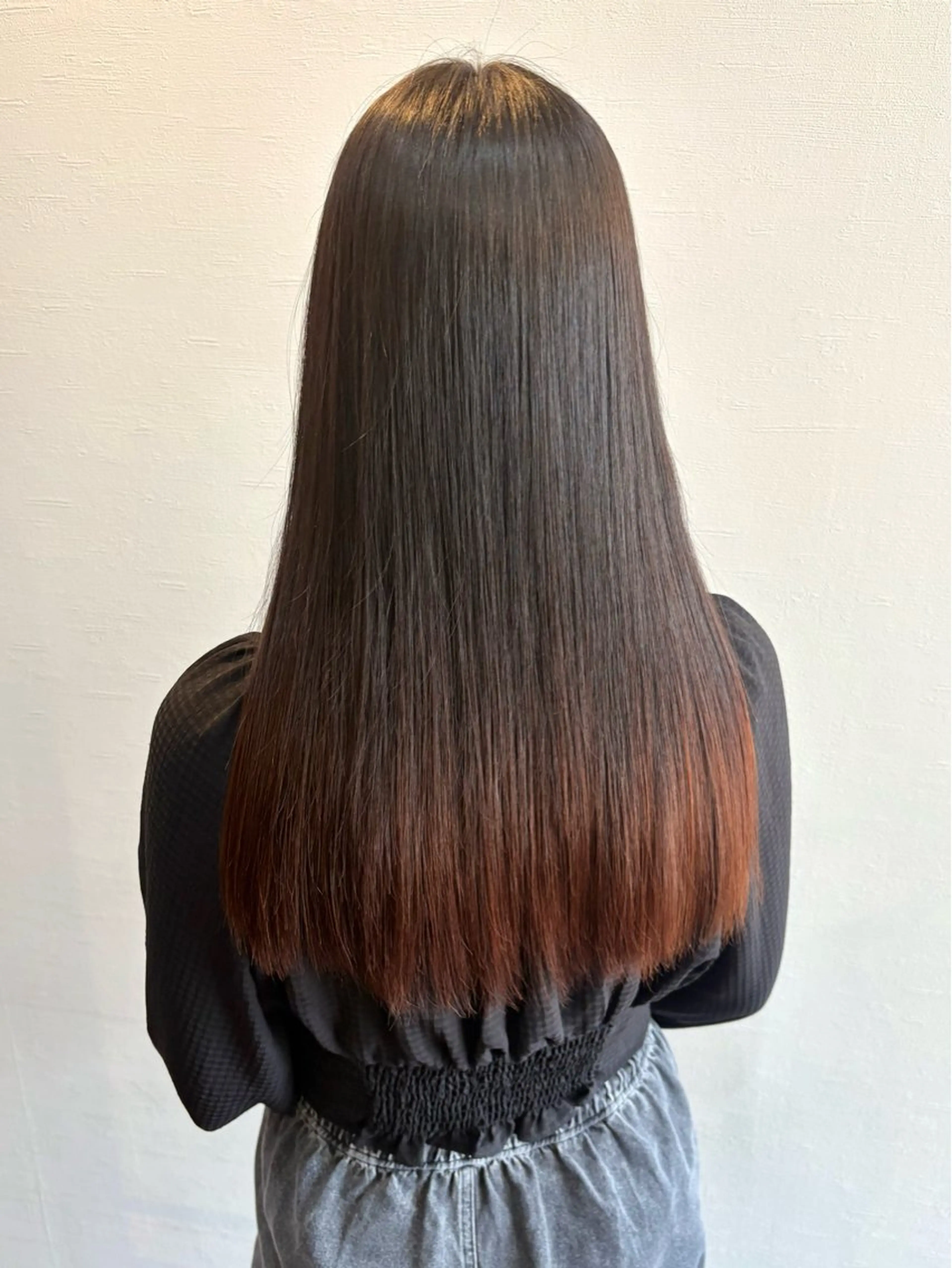 セミロング パーマ 縮毛矯正 トリートメント カット 縮毛矯正 トリートメント 𝐤𝐲𝐨𝐤𝐚 🌿‬のヘアスタイル