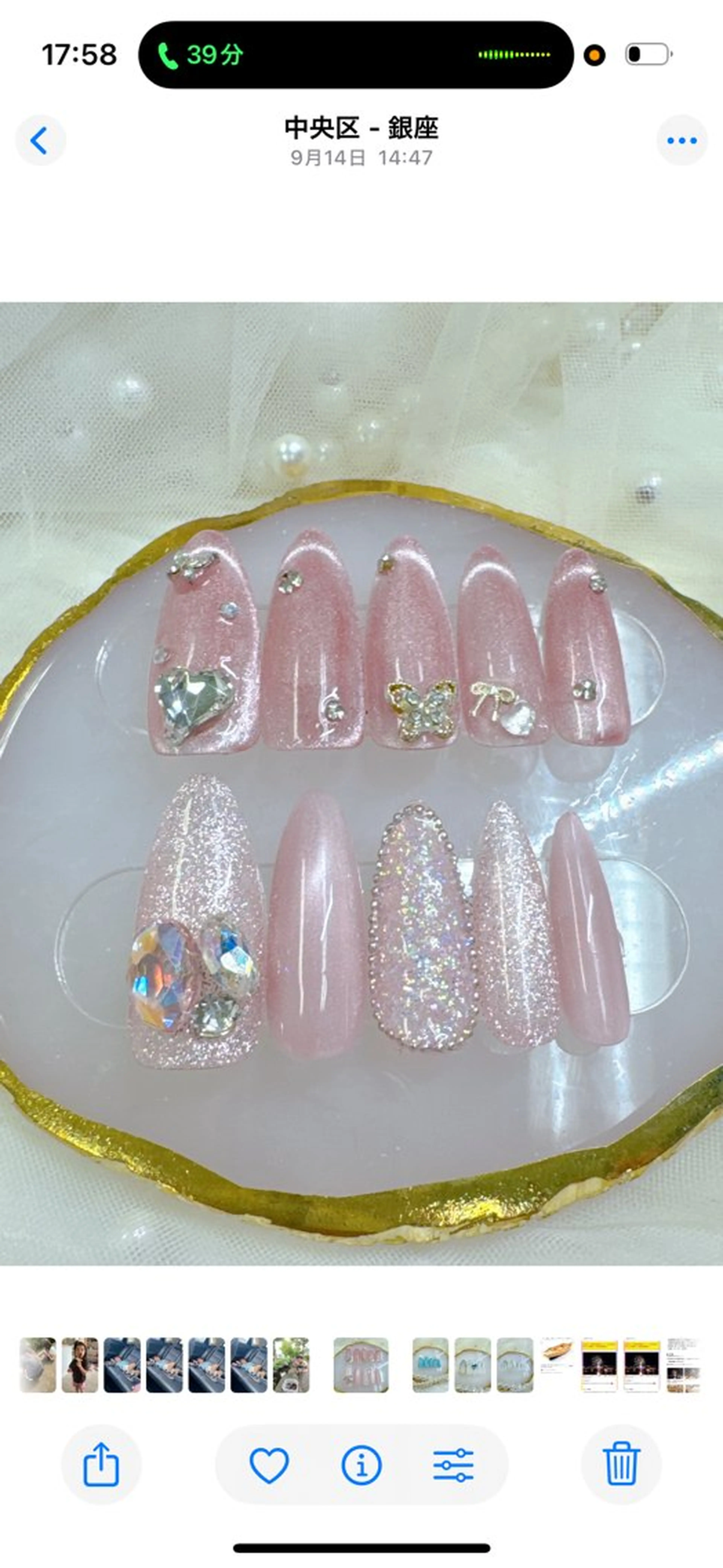 ネイル ボルドー チークネイル ドット 長さ出し ジェルネイル ハンドネイル クイーンズネイル銀座所属・Queeens nailのネイルデザイン