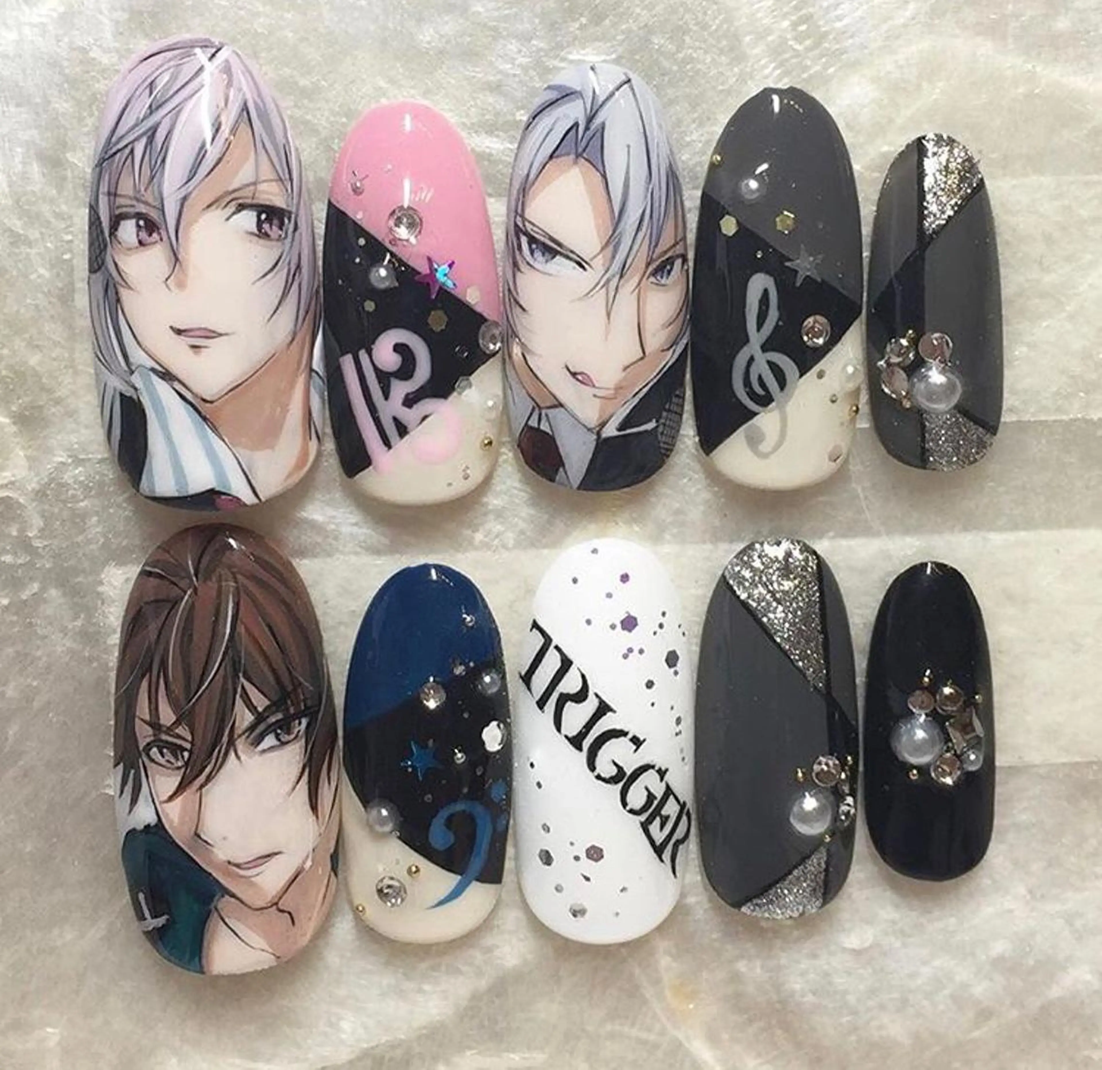 ネイル ネイルチップ 東 千夏のネイルデザイン