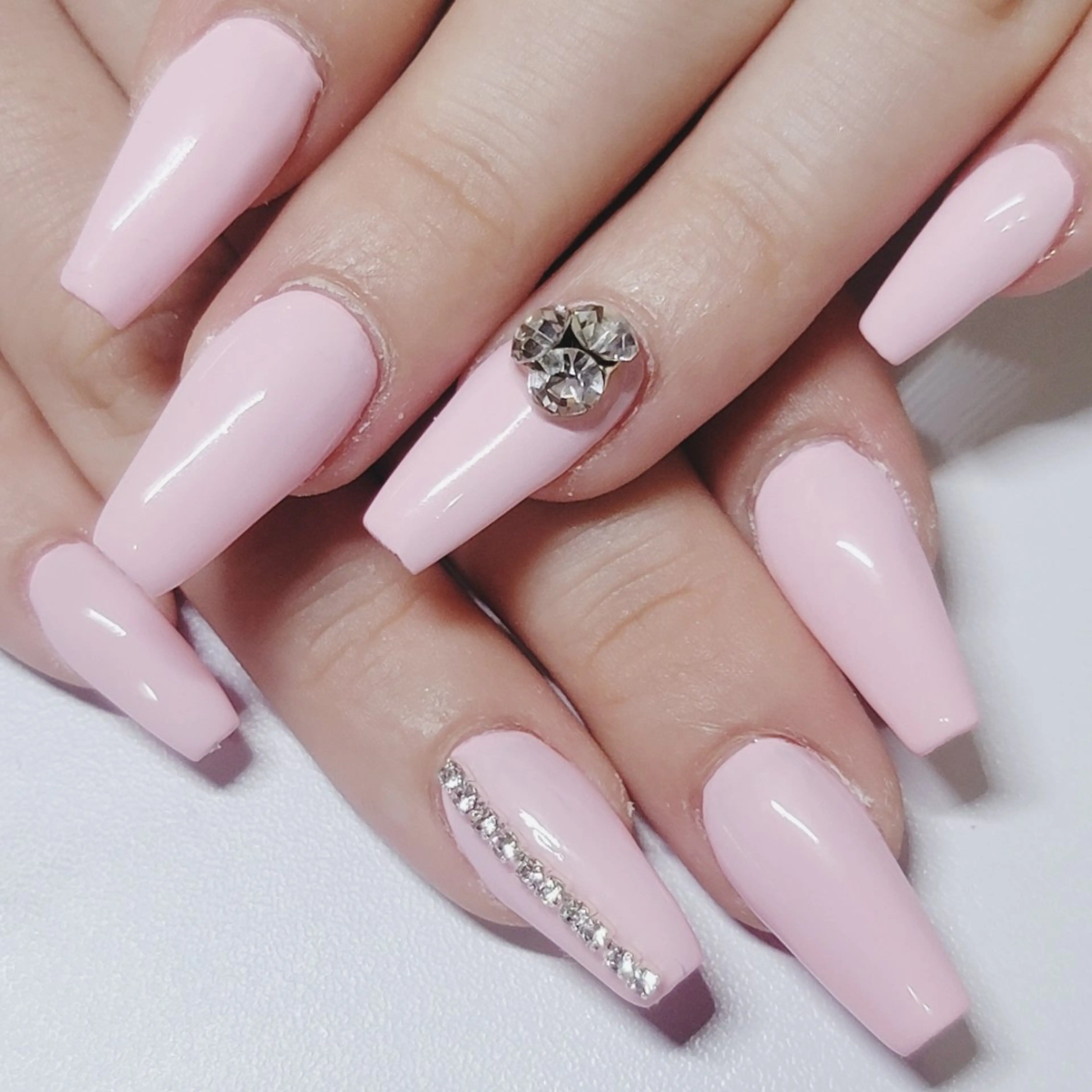 ネイル ワンカラーネイル ピンク ハンドネイル よしだ ひろきのネイルデザイン