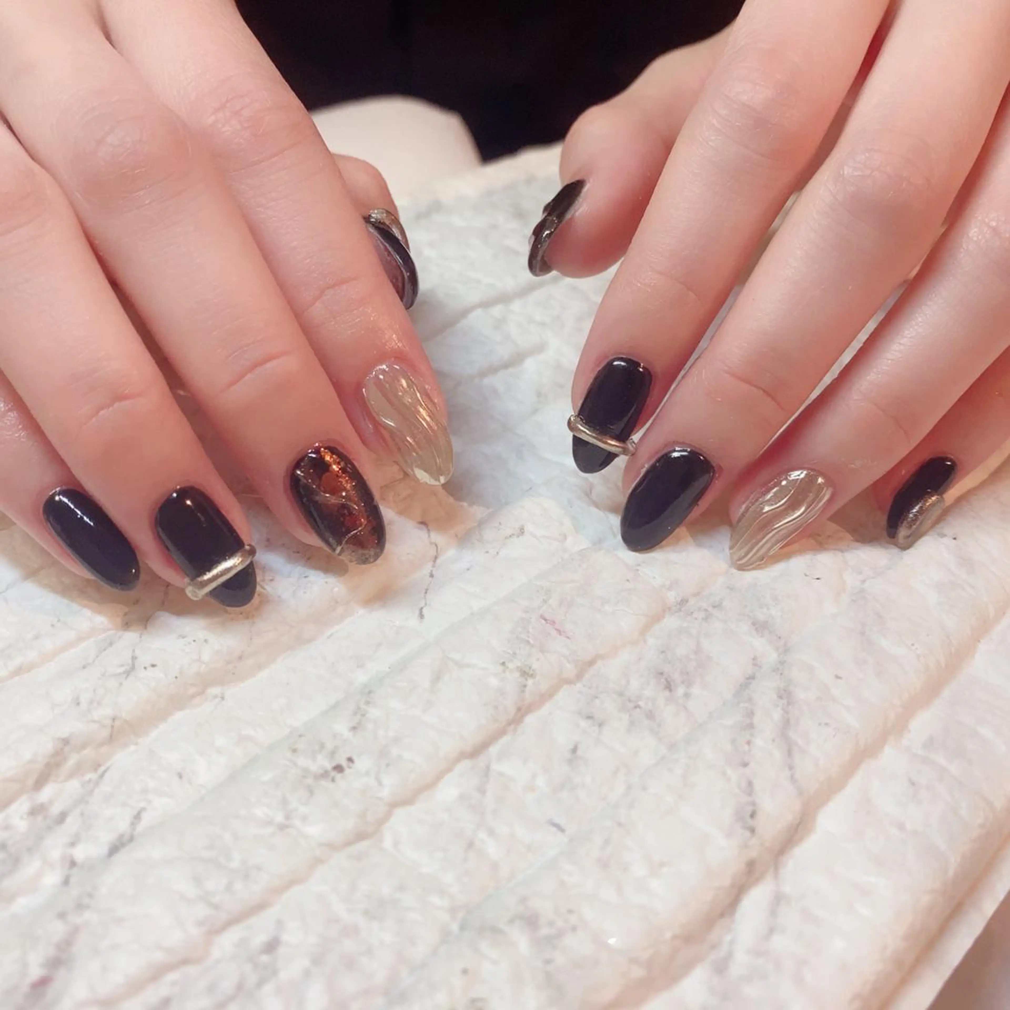 ネイル ハンドネイル フットネイル yochi nailのネイルデザイン