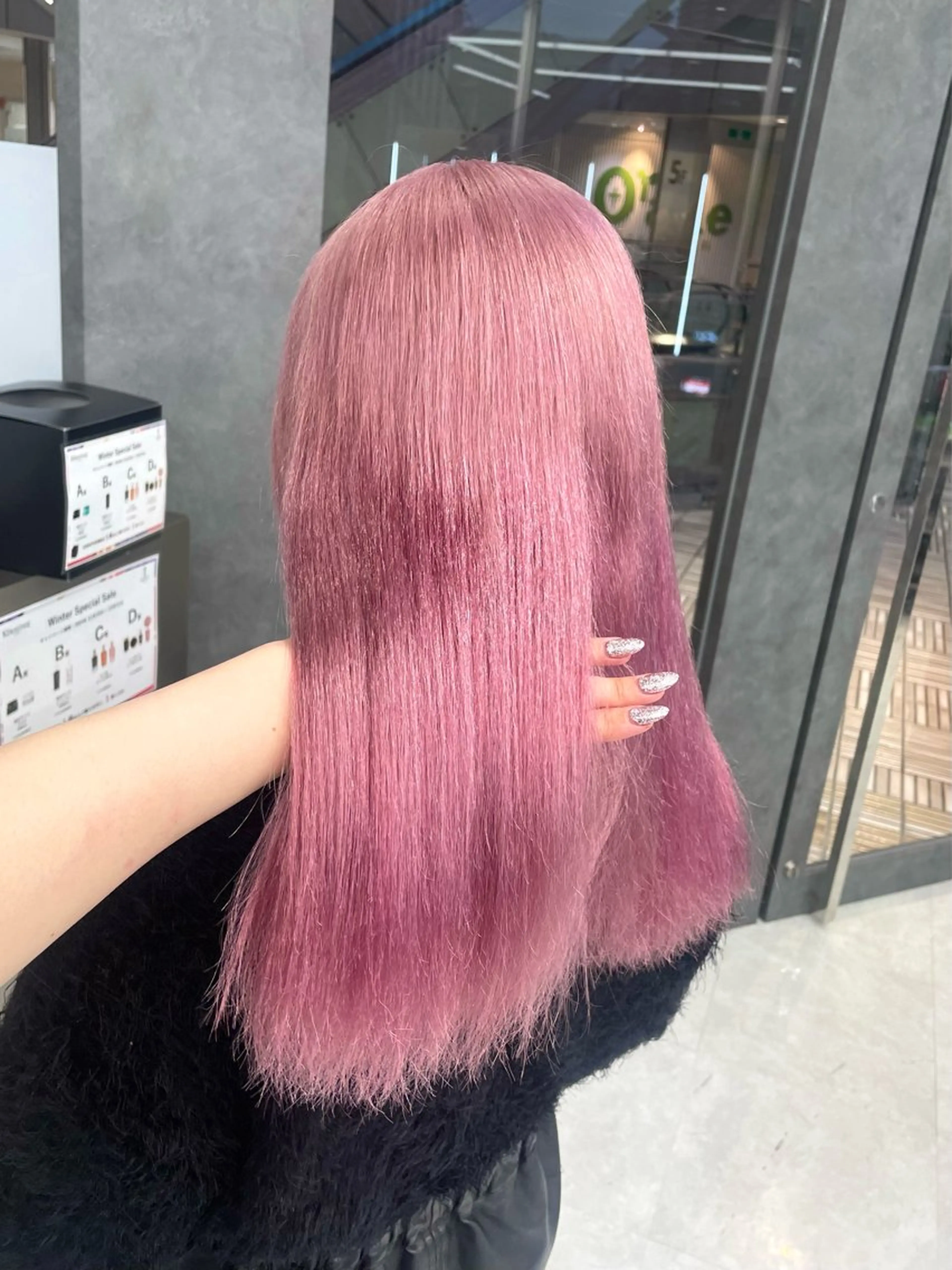 ロング カラー ヘアアレンジ メンズウルフ🐺♡ ブリーチ♡ヘアメ🎀のヘアスタイル