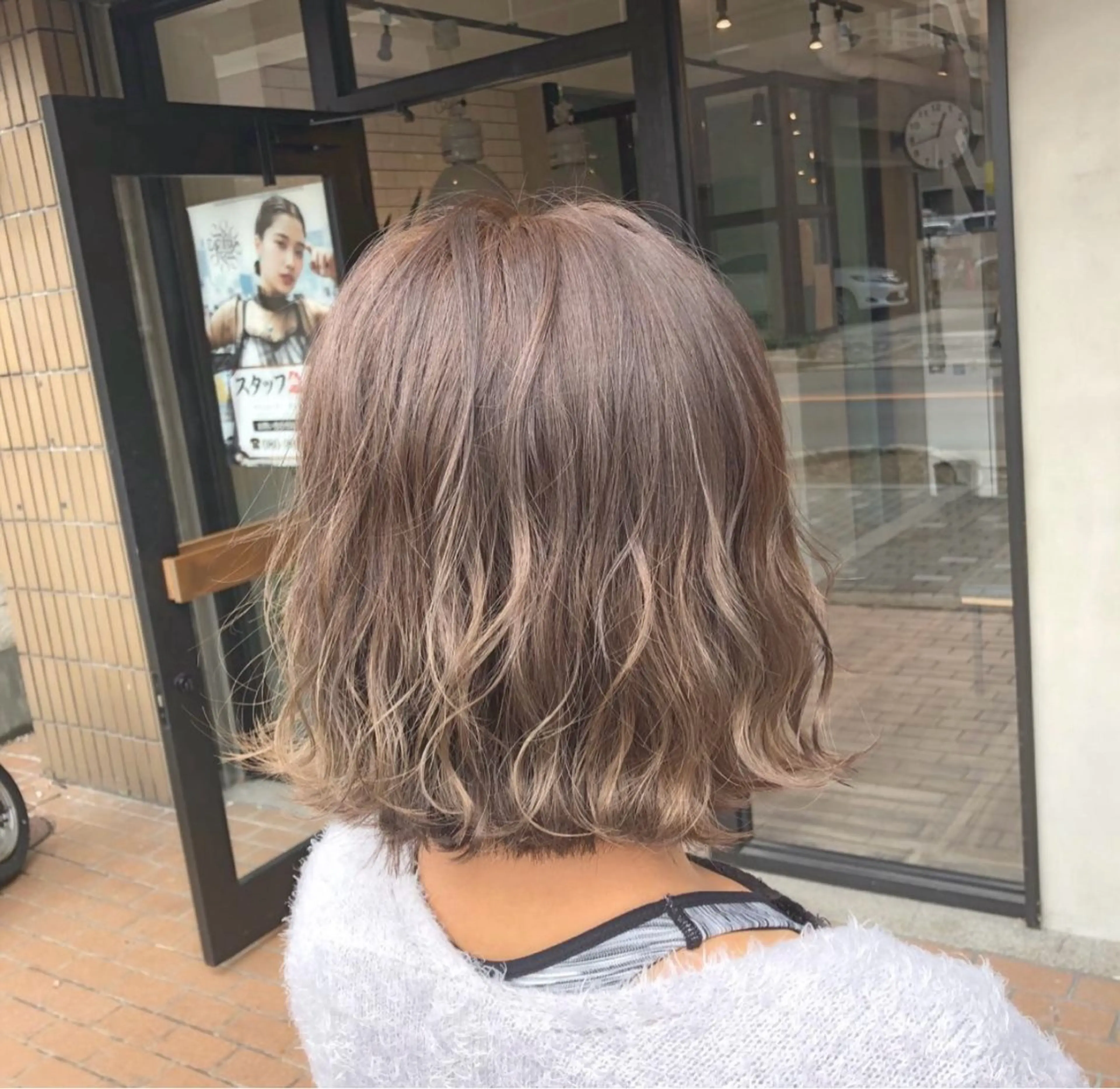 ミディアム La fith hair lov.駅家店【ラフィス ヘアー ロブ】所属・Lafithhair lov. 福山駅家店のヘアスタイル