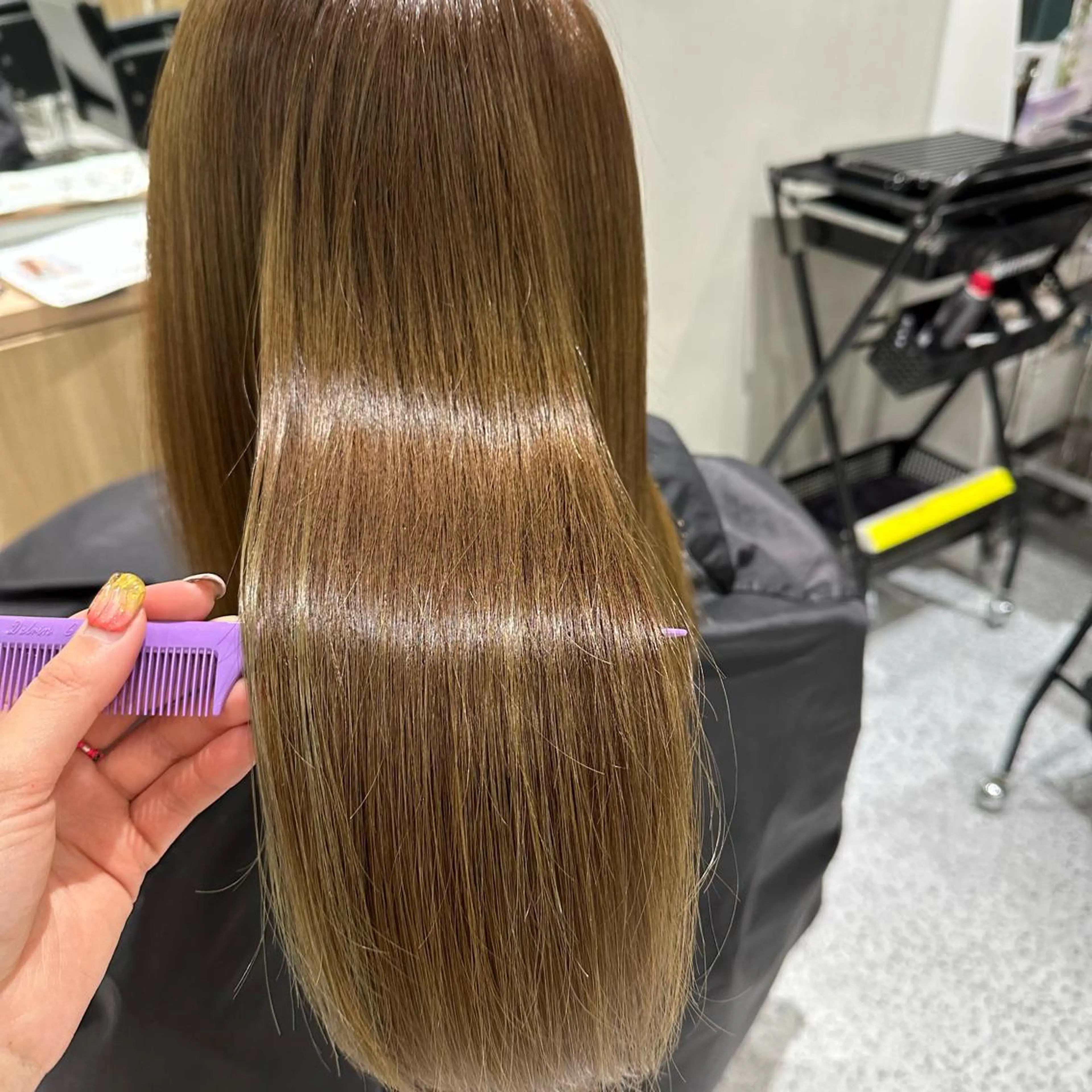 ミディアム カラー トリートメント GO TODAY SHARE SALON 原宿本店所属・ブリーチ/ハイトーン 艶カラー/ユリナのヘアスタイル