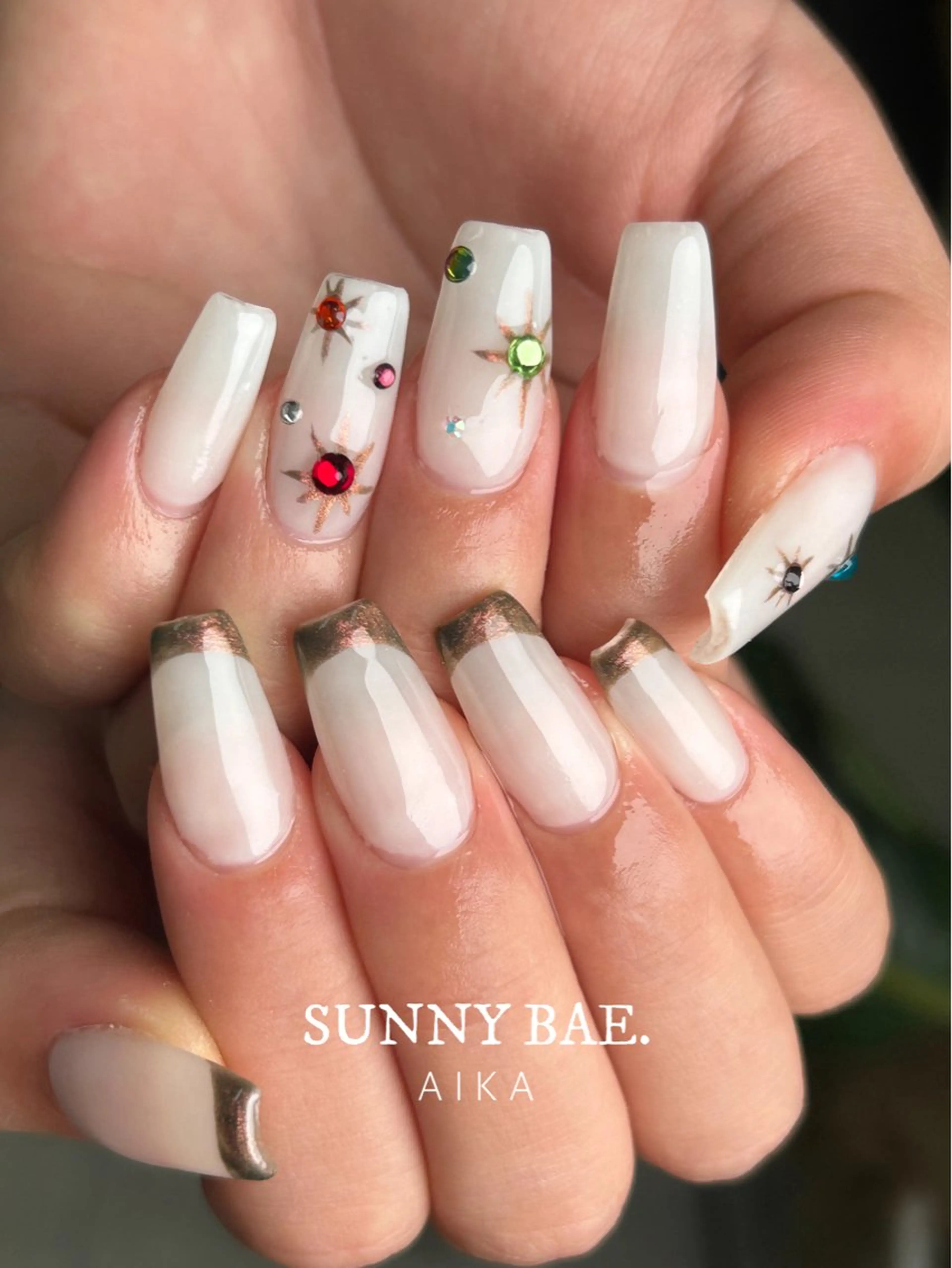 ネイル アートネイル ハート キラキラネイル ロングネイル 持ち込み Made By AIKAのネイルデザイン