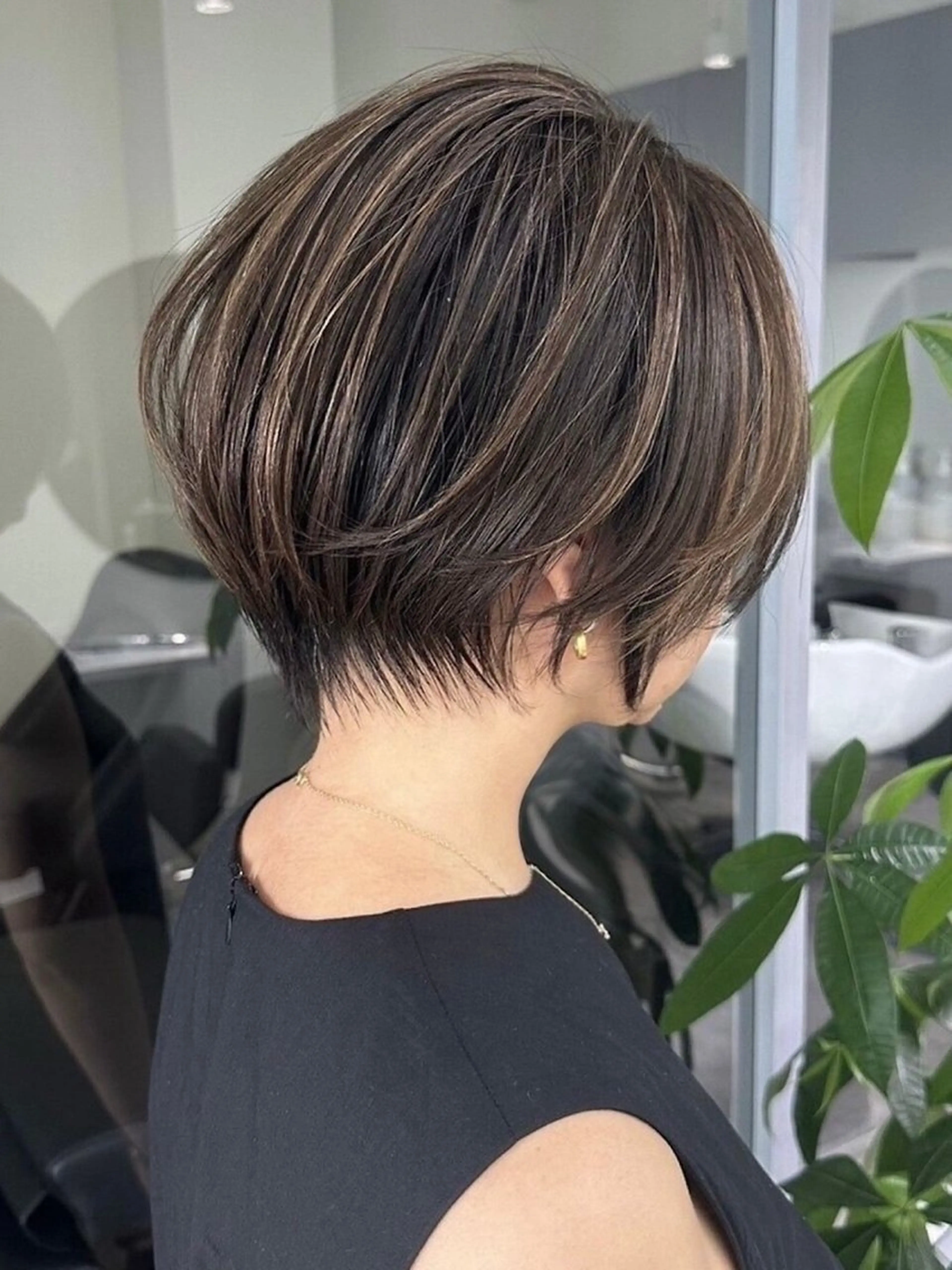 ショート ハイライト トリートメント GBG高崎店所属・白髪ぼかし専門/冨澤 優のヘアスタイル