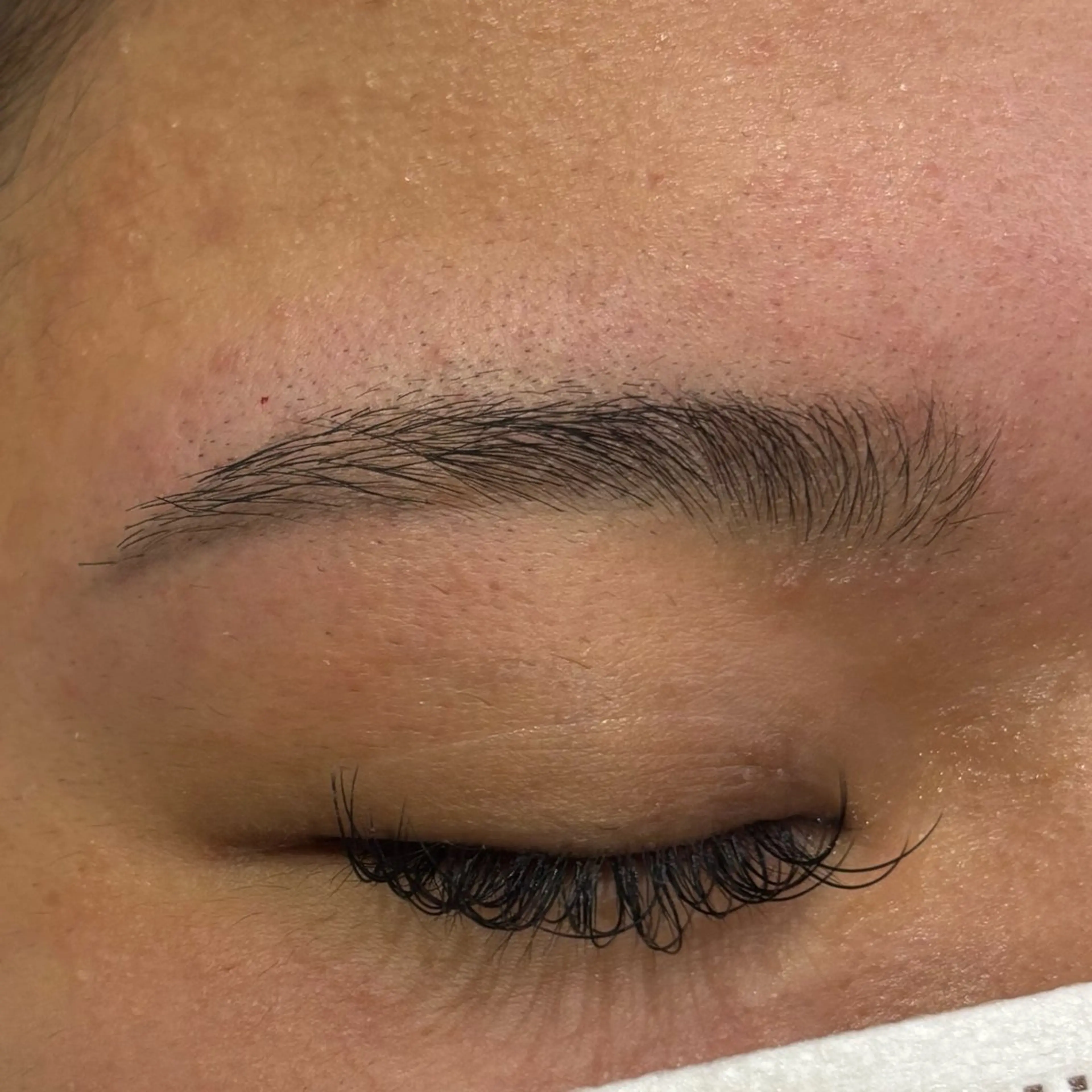 アイブロウ fors梅田店所属・33SASA いつきの眉毛・アイブロウイメージ