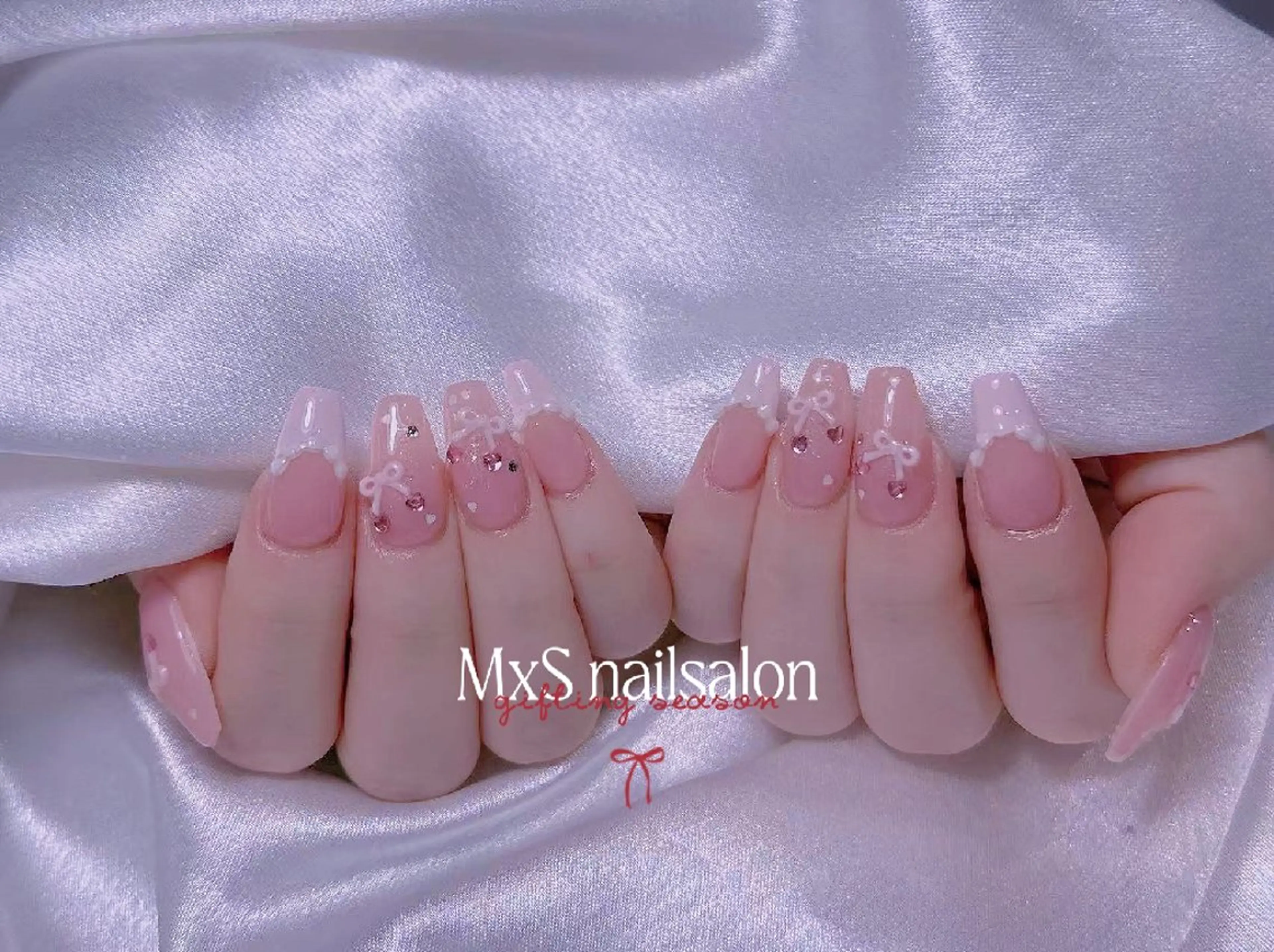 ネイル ハンドネイル ハンドケア MxS Nail(長さだし/フィルイン/マグネット/韓国ネイル/ワンホンネイル/ワンカラー)所属・MxS リィリィのネイルデザイン