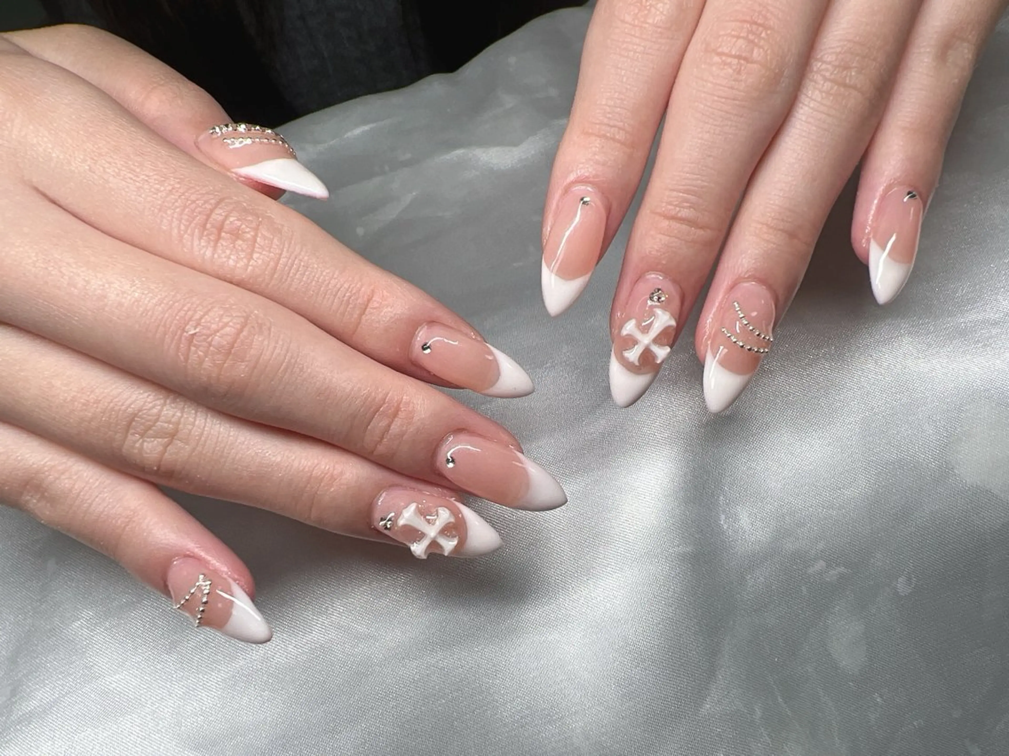 ネイル 長さ出し グラデーション キラキラネイル マグネットネイル ニュアンスネイル Lee Nails チップ長さだし専門店のネイルデザイン