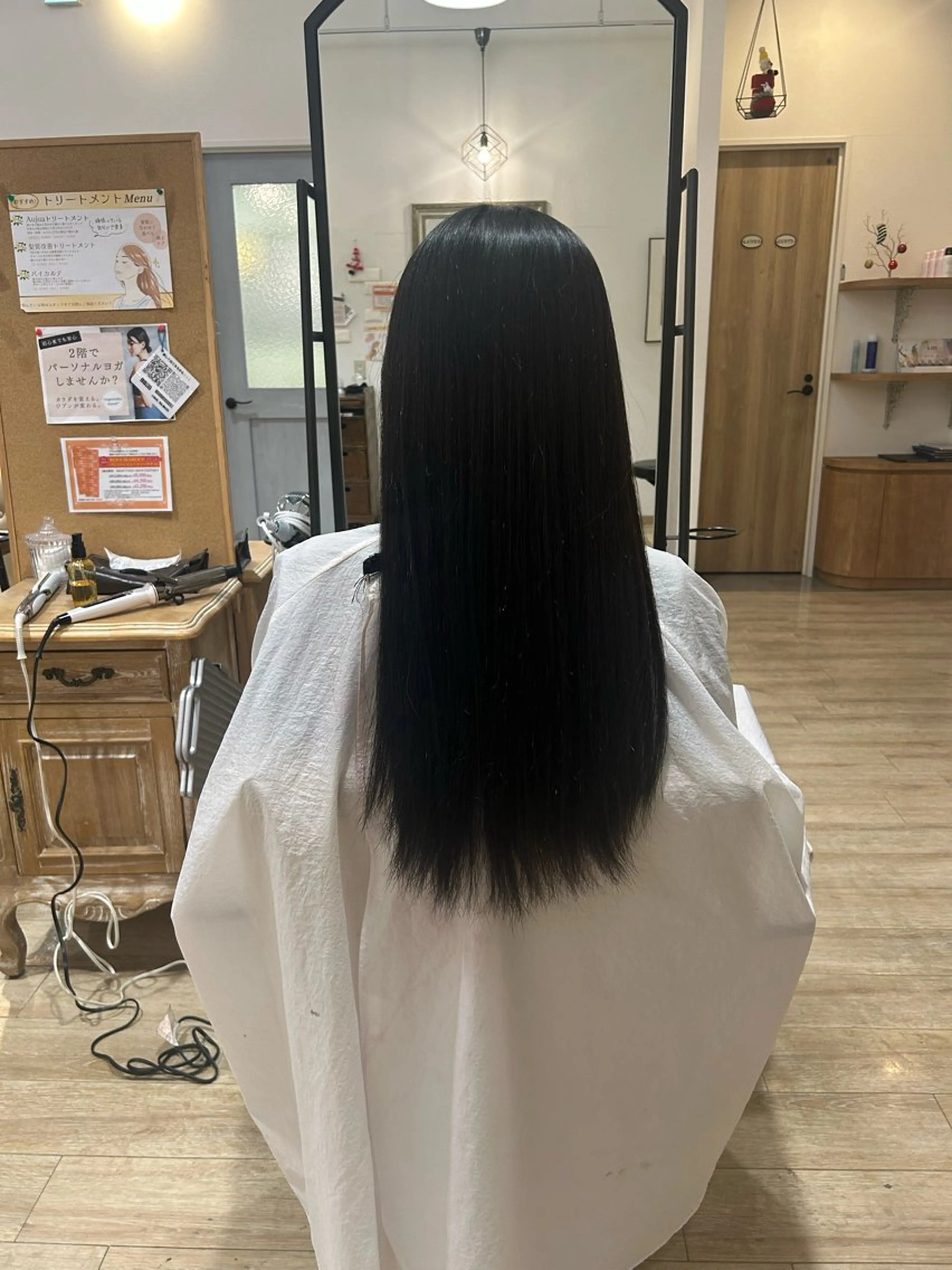 ロング 神谷 あいりのヘアスタイル