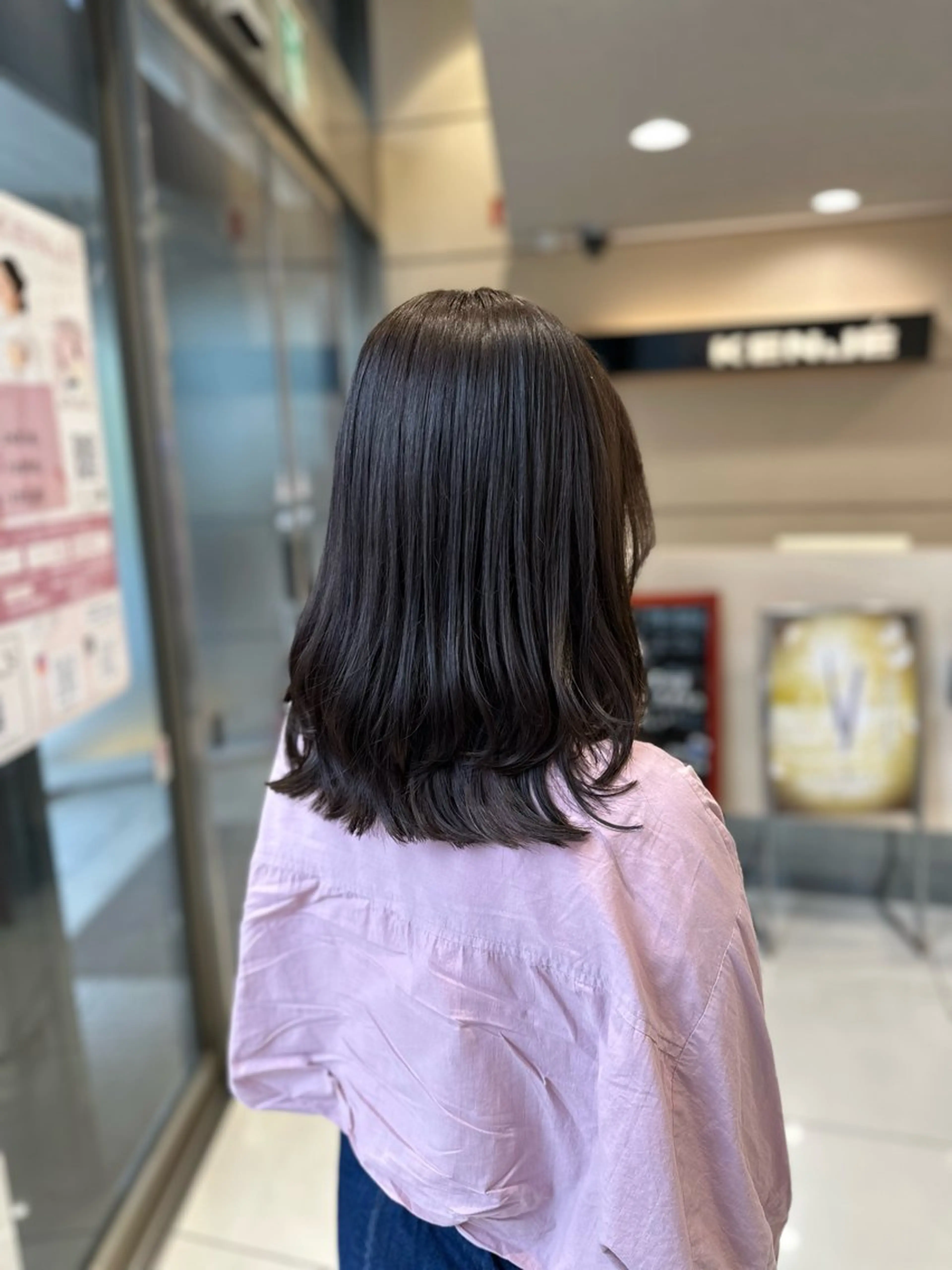 セミロング カラー ブラウンカラー レイヤーカット カット ヘアカラー クロスパーマ/うる艶 カラー/Kurumiのヘアスタイル