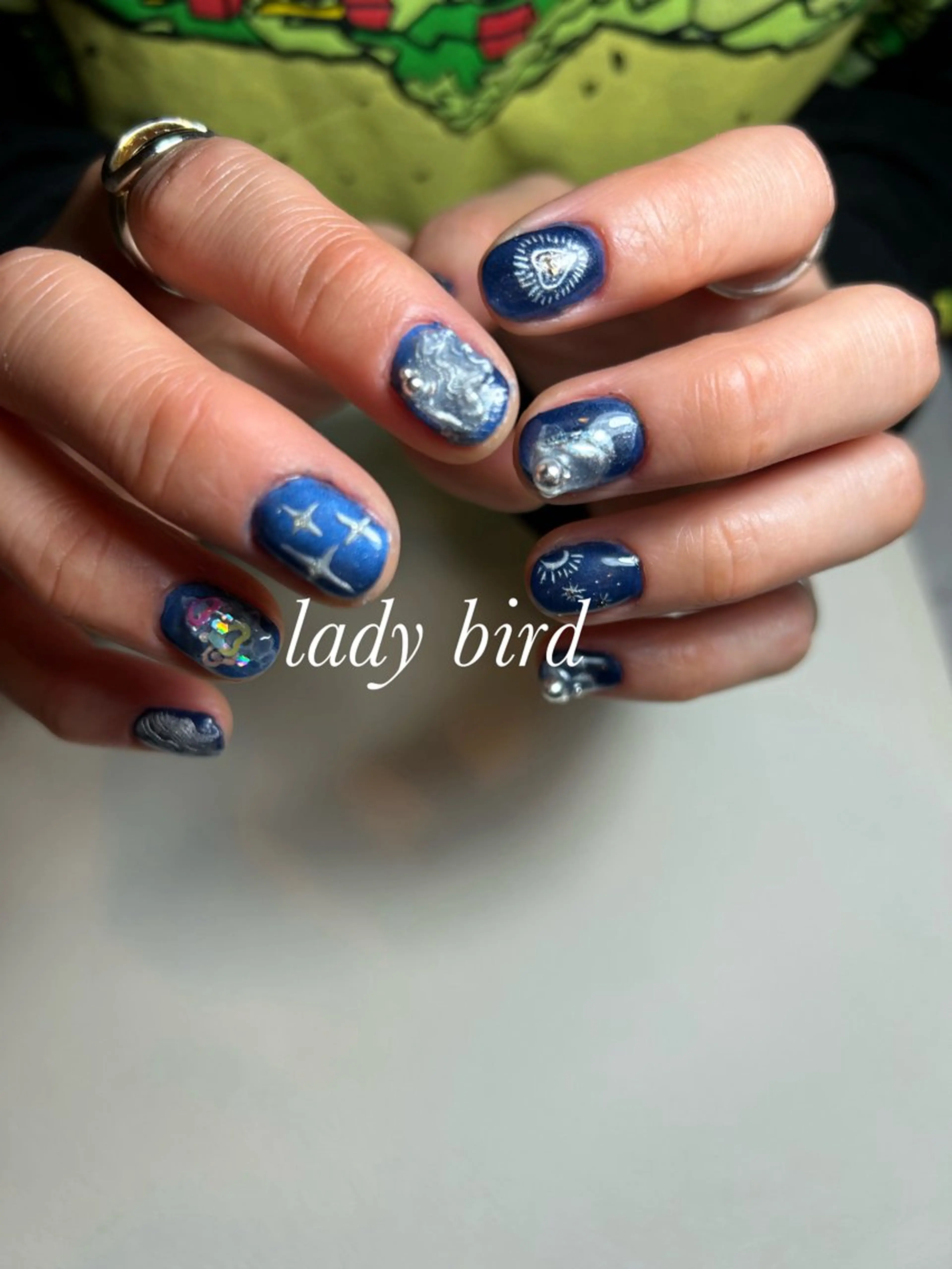 ネイル lady bird yoshieのネイルデザイン