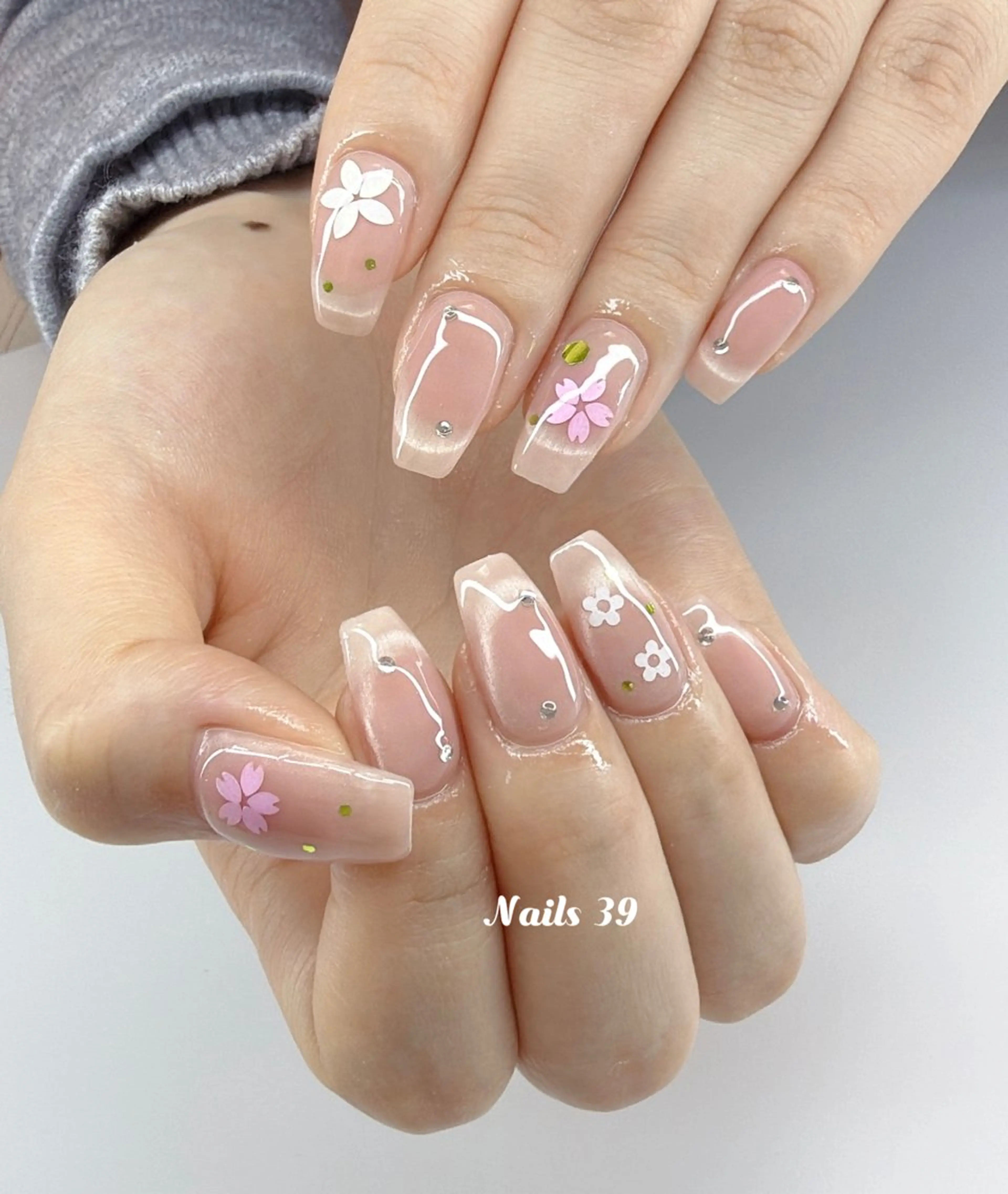 ネイル Nails 39のネイルデザイン