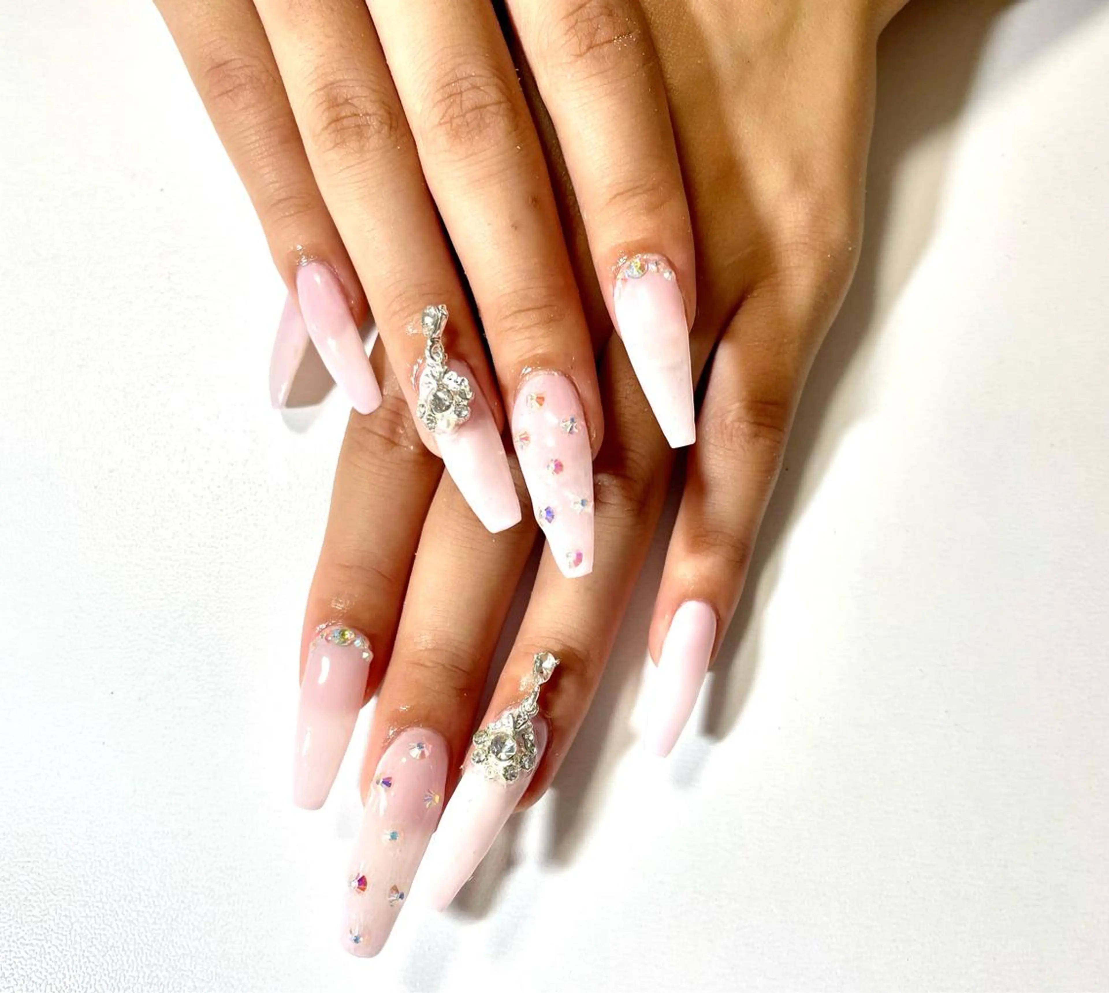 ネイル 🌙🫧CHARME (RUKA)🦋🫧のネイルデザイン